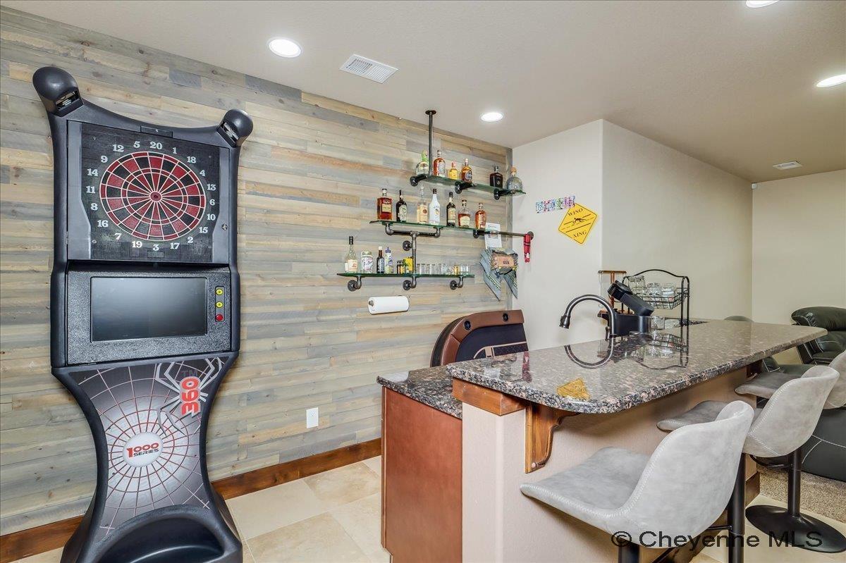 Cheyenne, Wyoming, 82009, United States, 5 Bedrooms Bedrooms, ,3 BathroomsBathrooms,Residential,For Sale,1989726