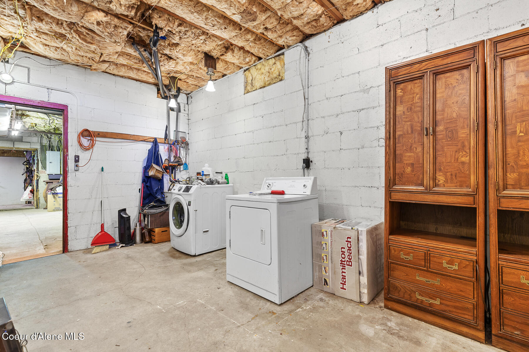 Athol, Idaho, 83801, United States, 4 Bedrooms Bedrooms, ,5 BathroomsBathrooms,Residential,For Sale,1975207