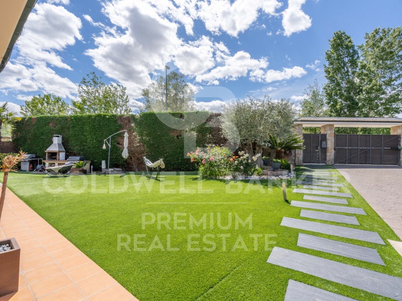 Sant Quirze del Vallès, Catalonia, ES, 5 Bedrooms Bedrooms, ,5 BathroomsBathrooms,Residential,For Sale,1526030