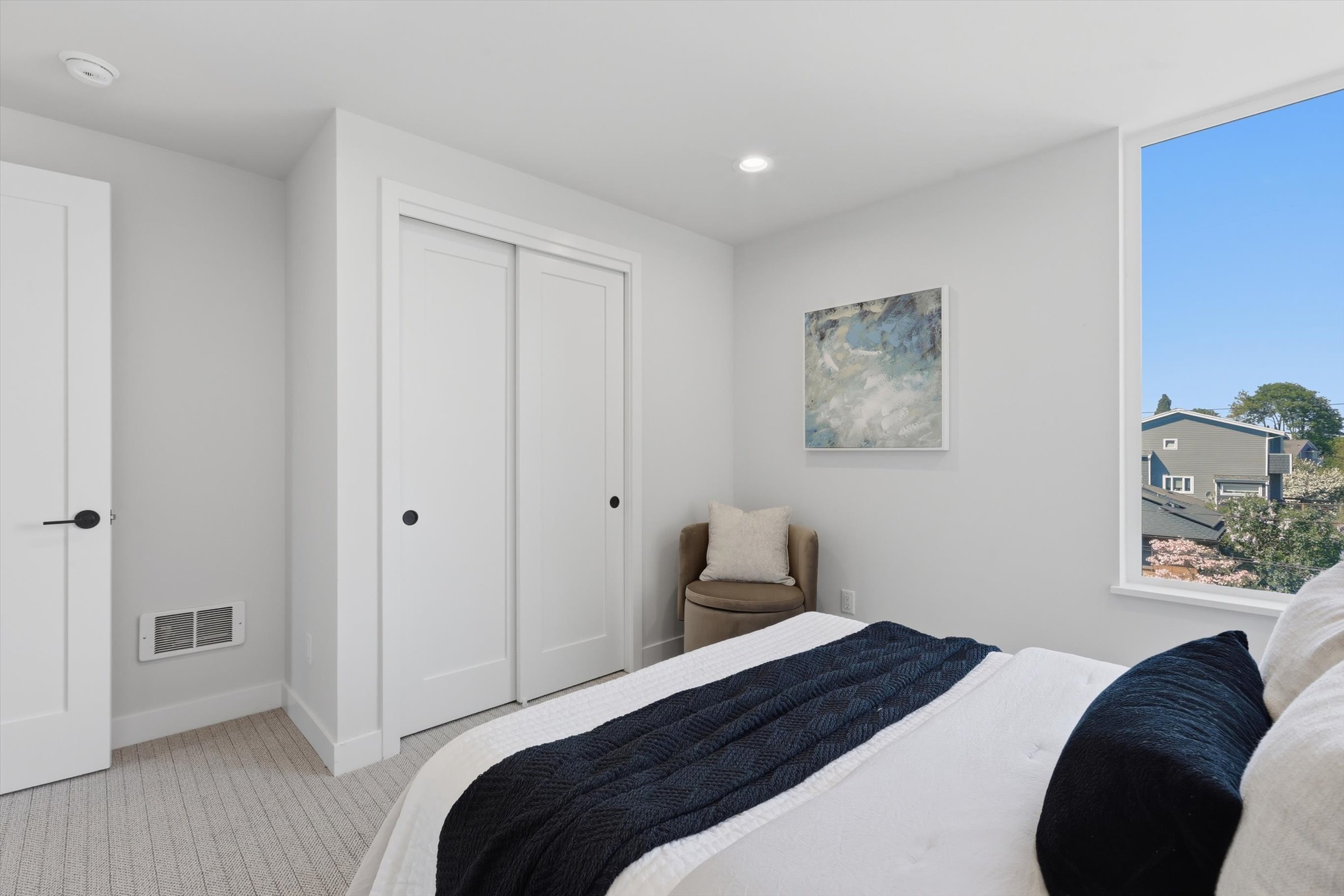  4233 S Bradford St, Seattle, WA 98118 - 物件實景