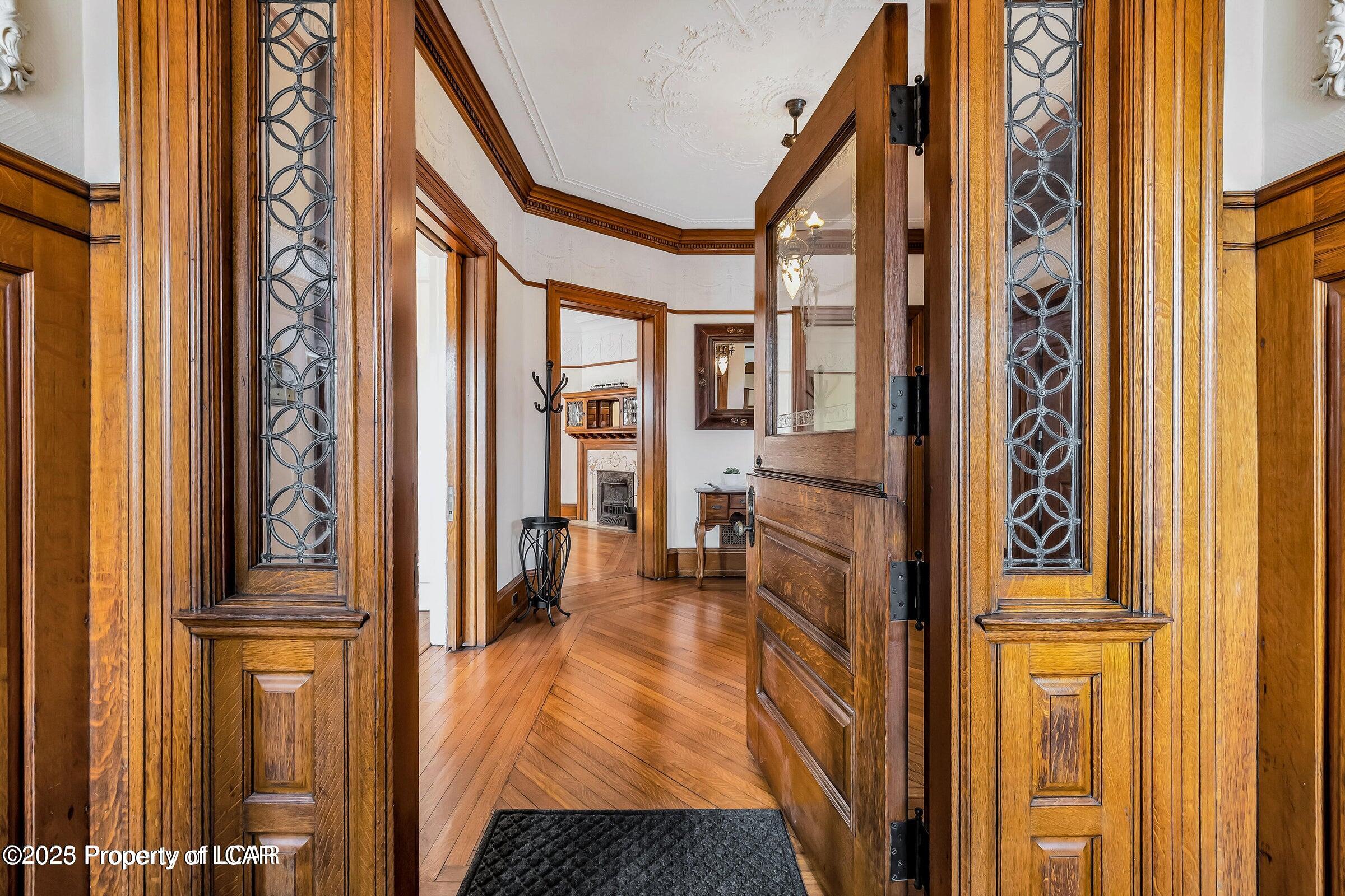 Wilkes-Barre, Pennsylvania, 18701, United States, 7 Bedrooms Bedrooms, ,3 BathroomsBathrooms,Residential,For Sale,1982709