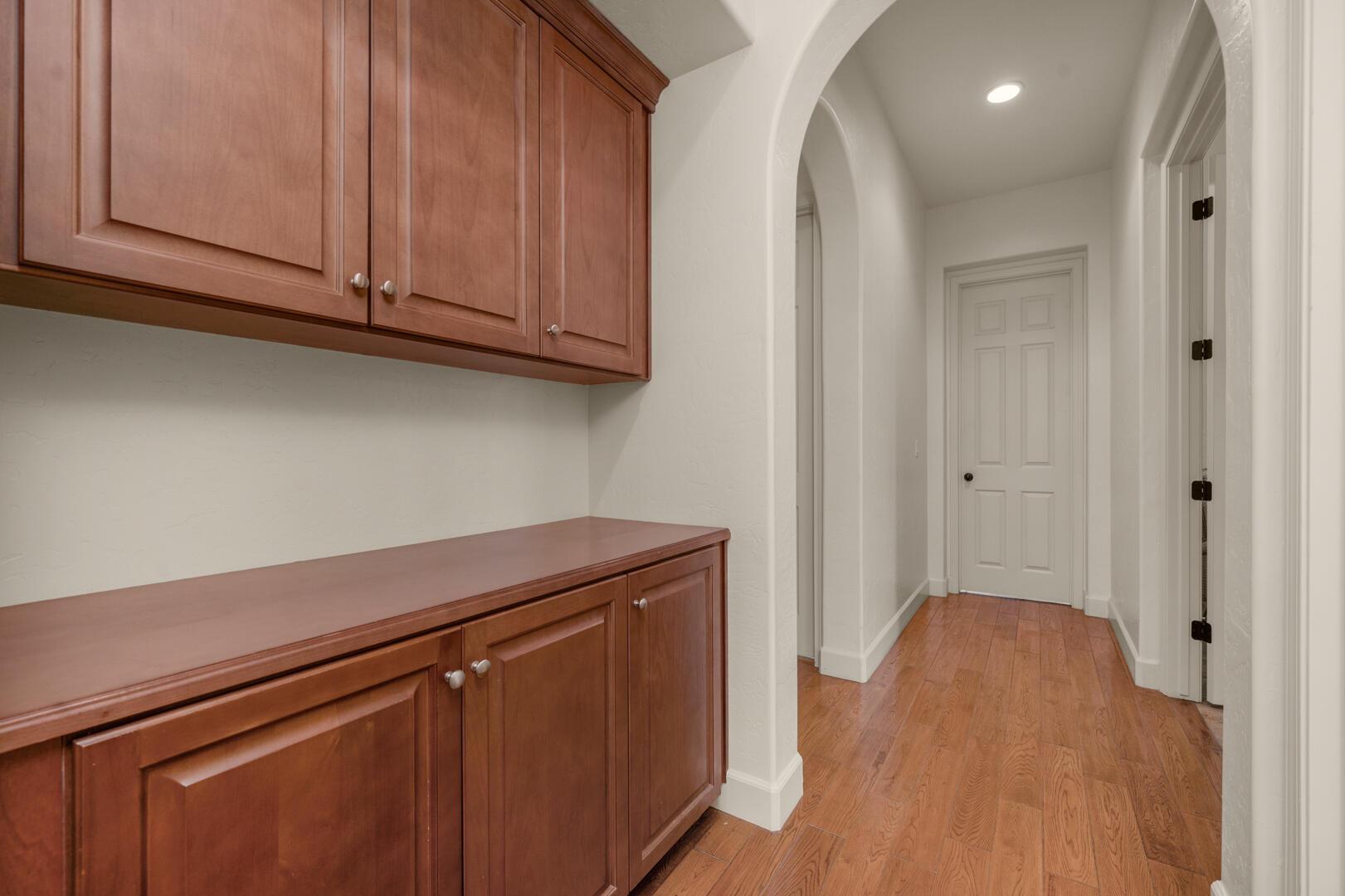 Visalia, California, 93291, United States, 4 Bedrooms Bedrooms, ,3 BathroomsBathrooms,Residential,For Sale,2009986