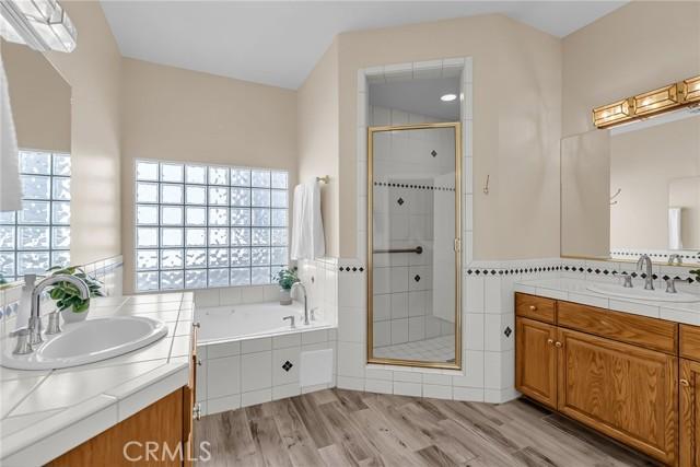 Canyon Lake, California, 92587, United States, 3 Bedrooms Bedrooms, ,2 BathroomsBathrooms,Residential,For Sale,1989277