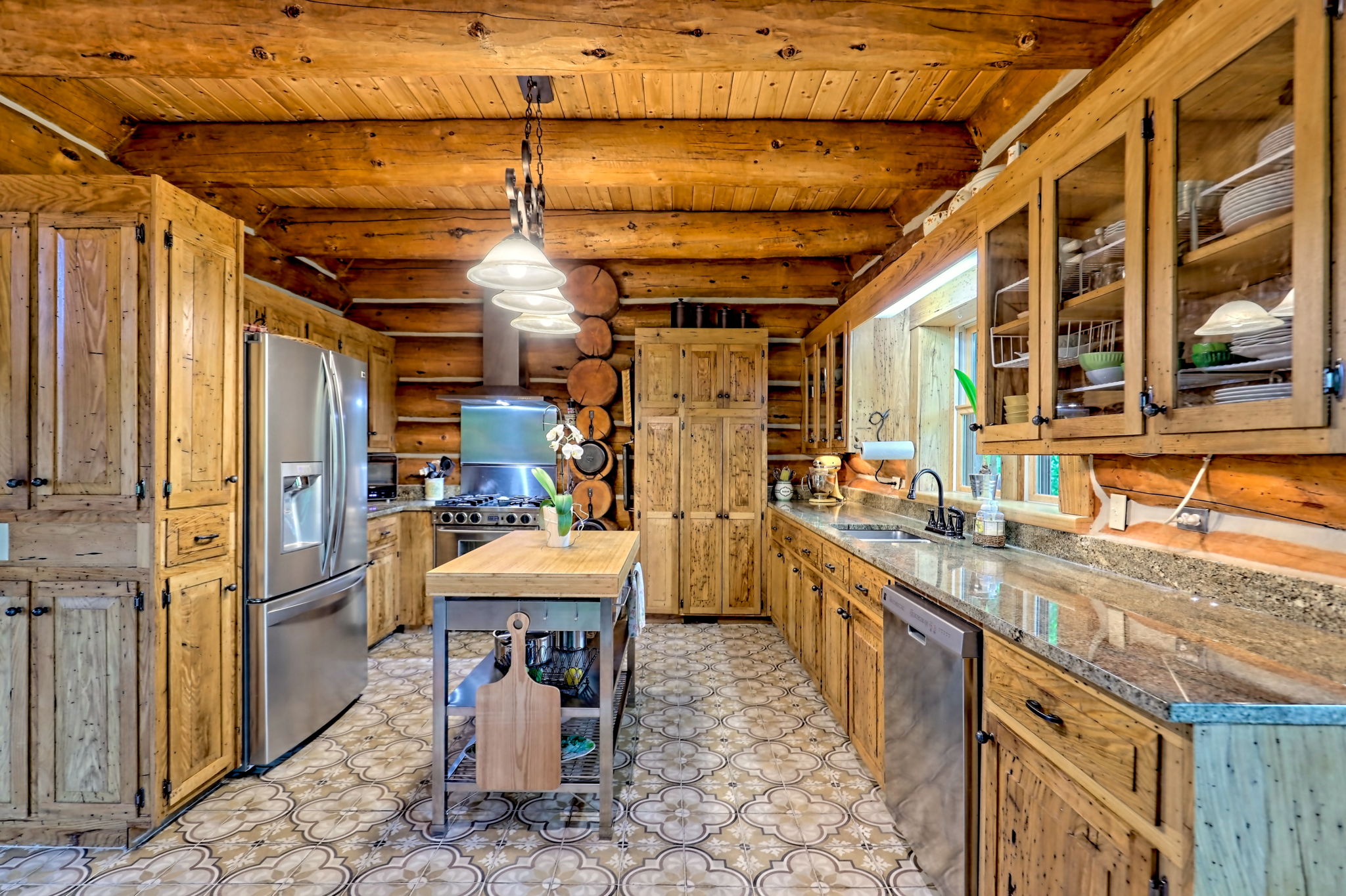 Warne, North Carolina, 28909, United States, 3 Bedrooms Bedrooms, ,3 BathroomsBathrooms,Residential,For Sale,1826737