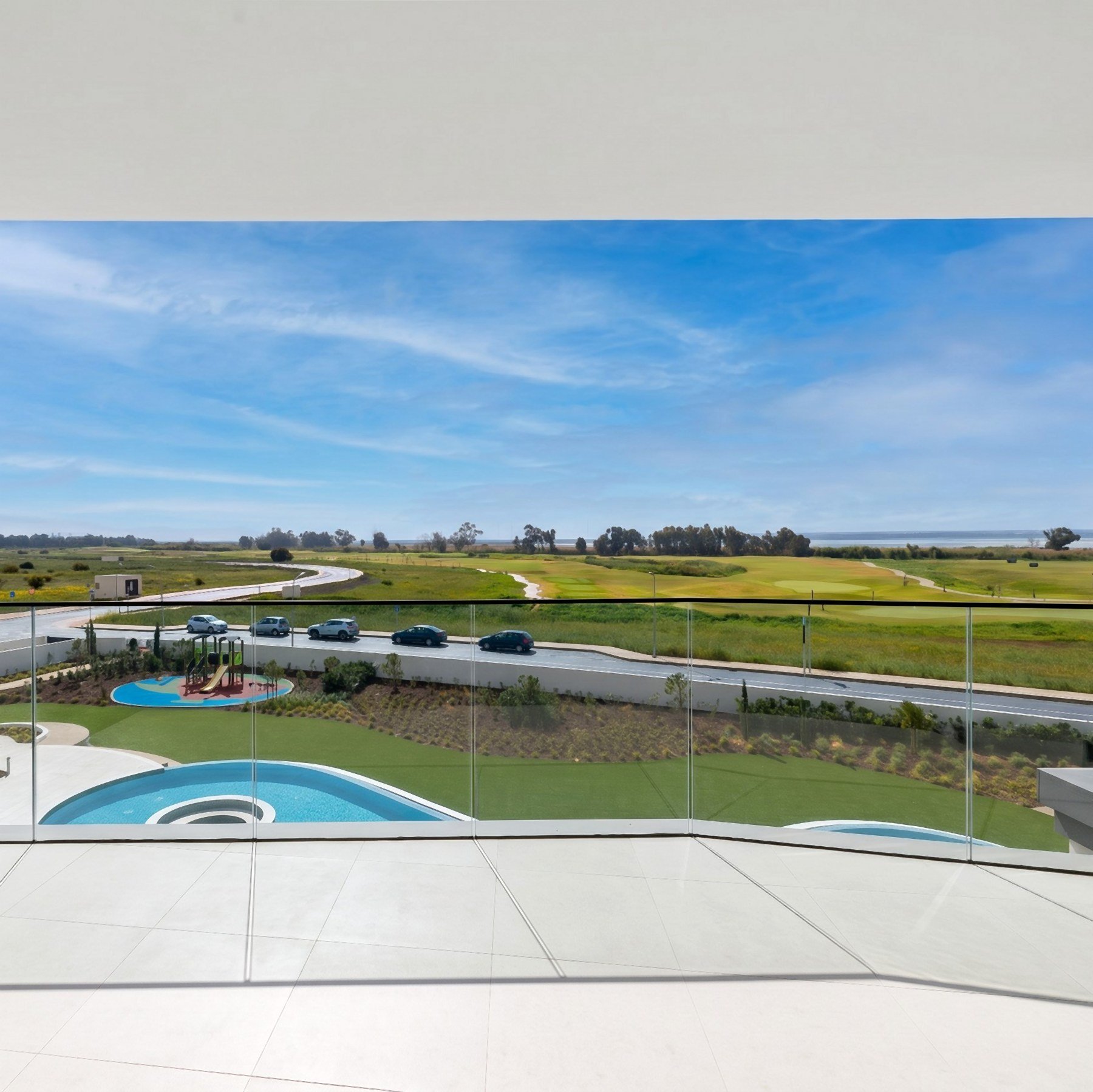 Brand-New 2-Bedroom Apartment with Golf-Course Views in Limassol Greens - 物件實景