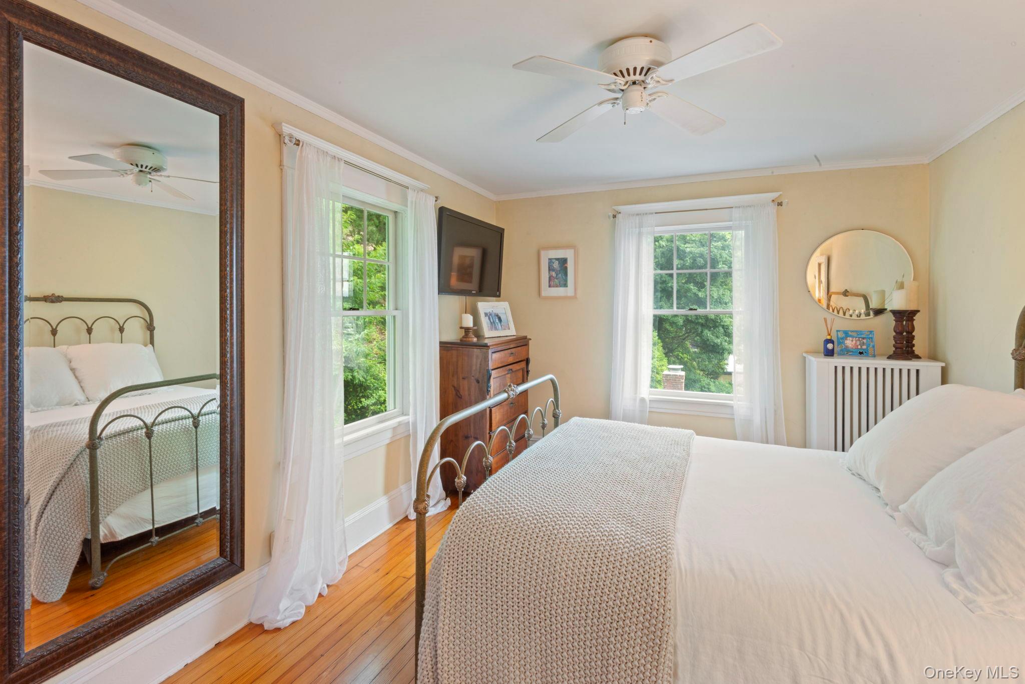 Northport, New York, 11768, United States, 3 Bedrooms Bedrooms, ,2 BathroomsBathrooms,Residential,For Sale,1925556