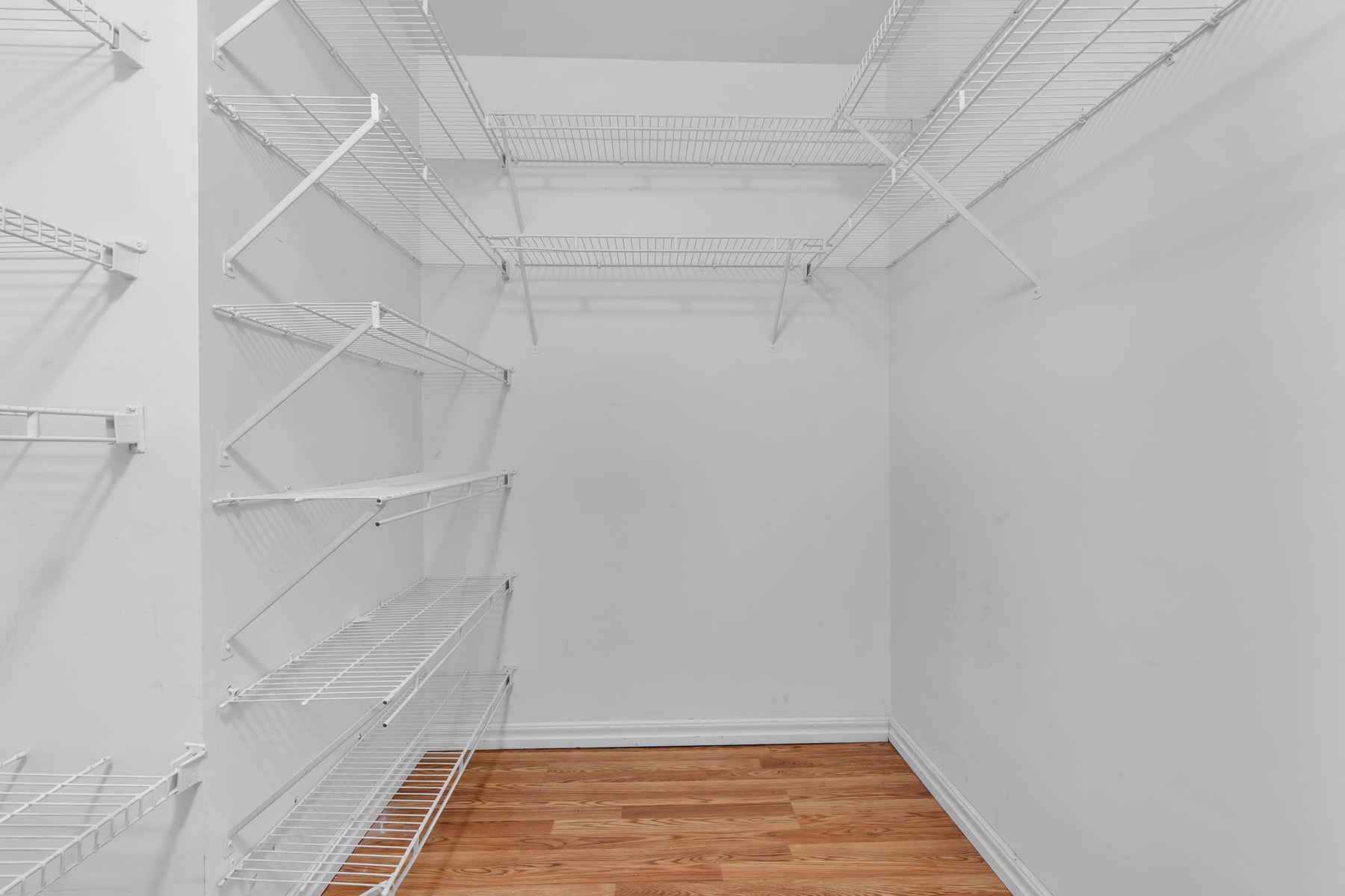  Move-In Ready Holiday Heights Home - 物件實景