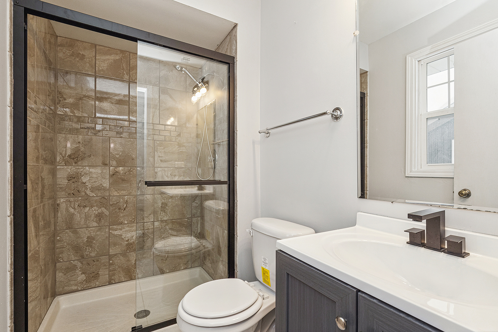 Orland Park, Illinois, 60467, United States, 4 Bedrooms Bedrooms, ,3 BathroomsBathrooms,Residential,For Sale,2000619