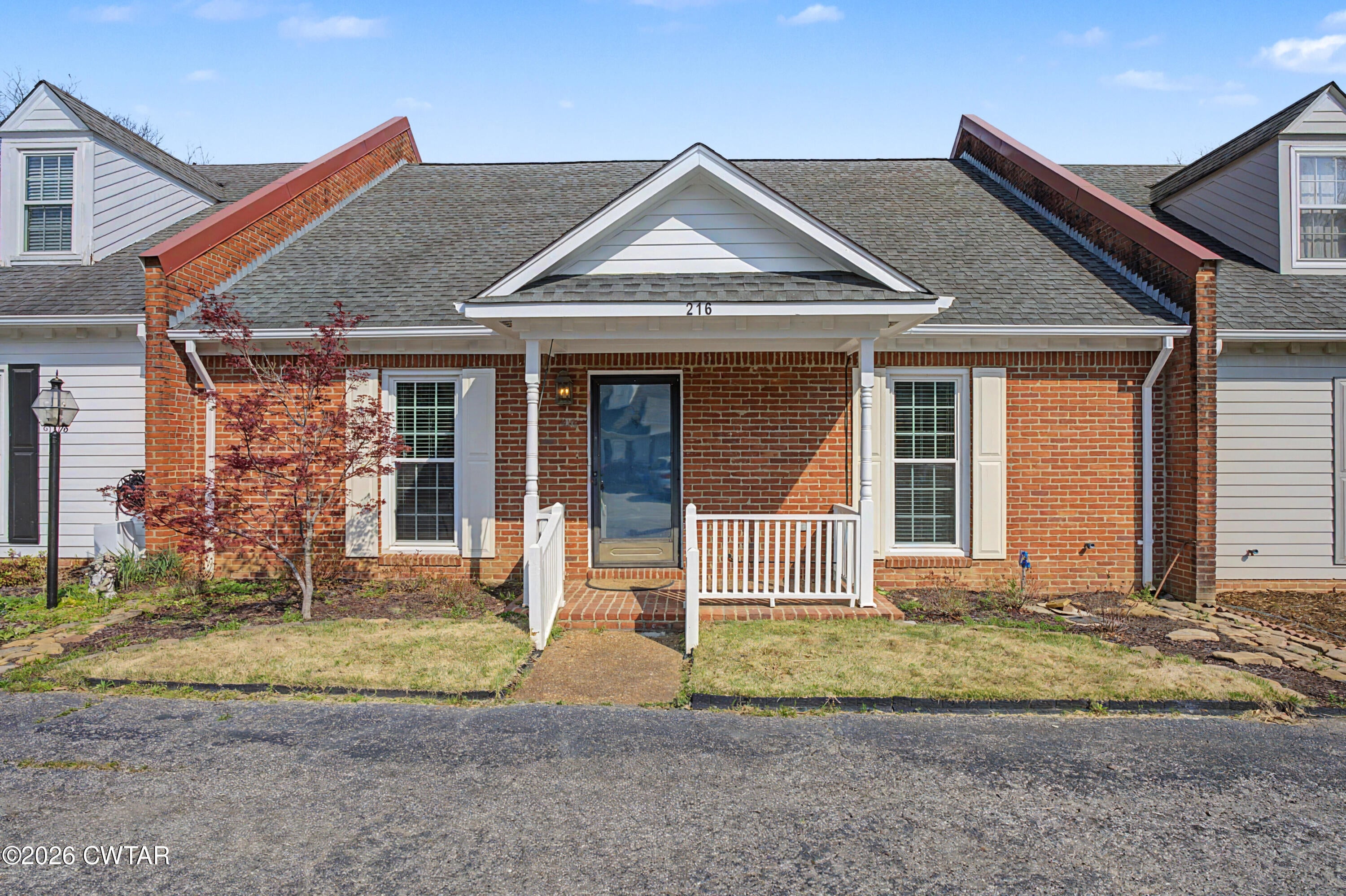 Cromwell Sq, Brownsville, TN 38012