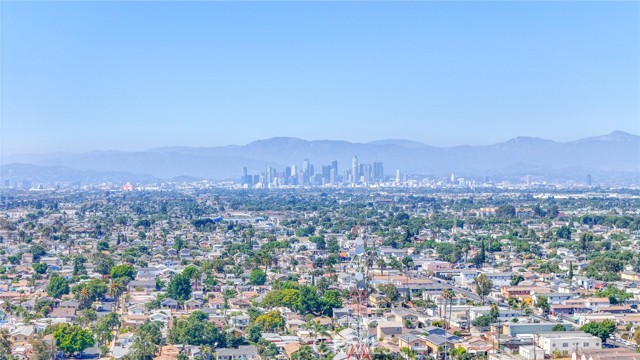 Los Angeles, California, 90061, United States, 2 Bedrooms Bedrooms, ,2 BathroomsBathrooms,Residential,For Sale,1981652