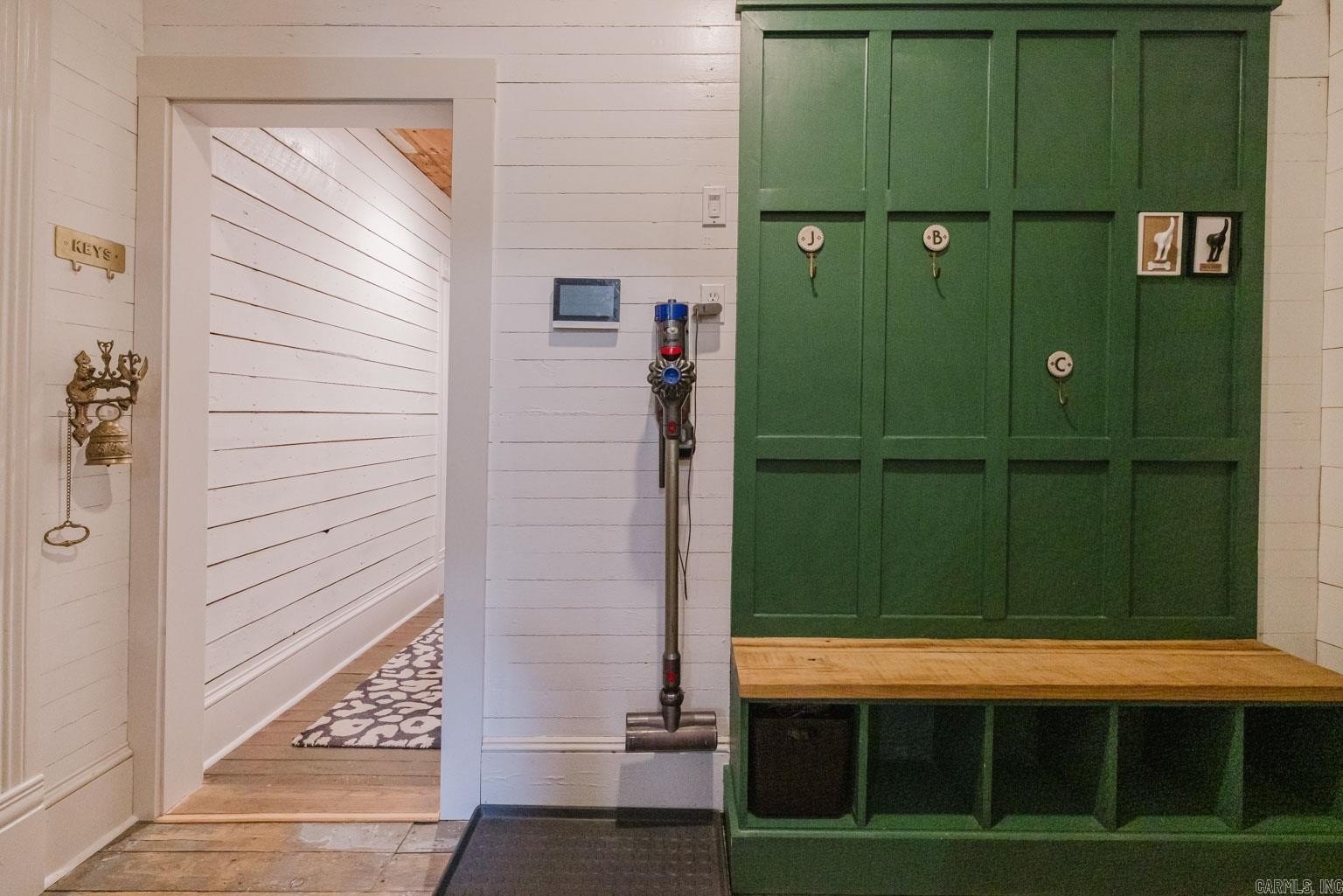 Benton, Arkansas, 72015, United States, 5 Bedrooms Bedrooms, ,3 BathroomsBathrooms,Residential,For Sale,1978778