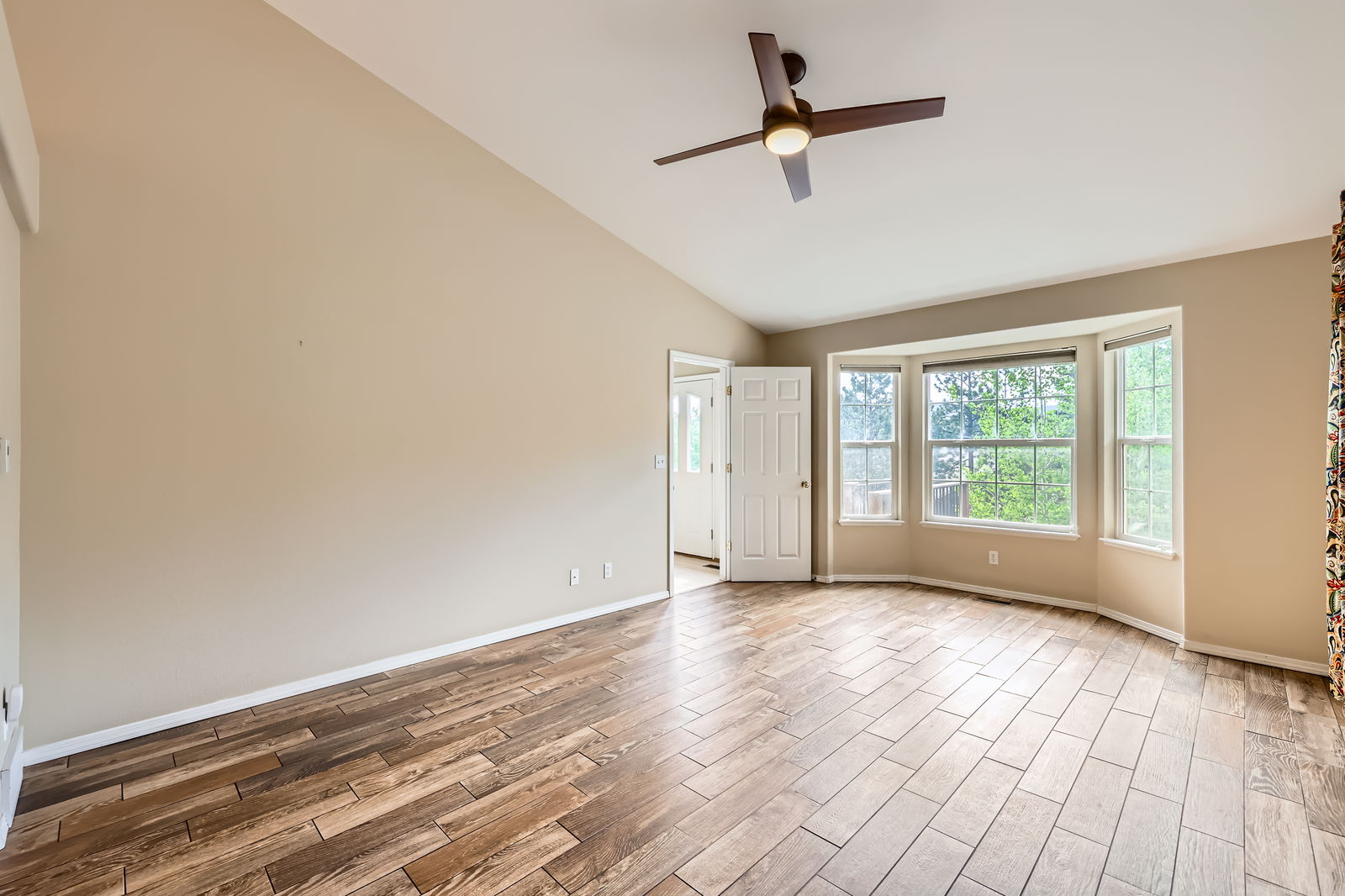 Woodland Park, Colorado, 80863, United States, 3 Bedrooms Bedrooms, ,4 BathroomsBathrooms,Residential,For Sale,1856794
