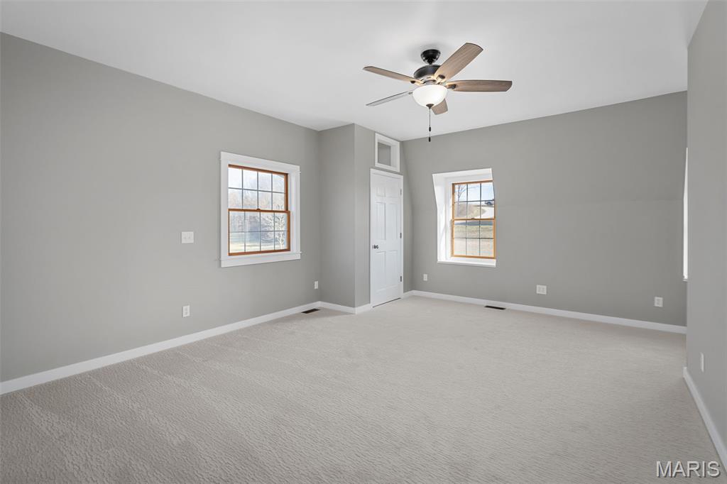 Elsberry, Missouri, 63343, United States, 3 Bedrooms Bedrooms, ,2 BathroomsBathrooms,Residential,For Sale,1828292