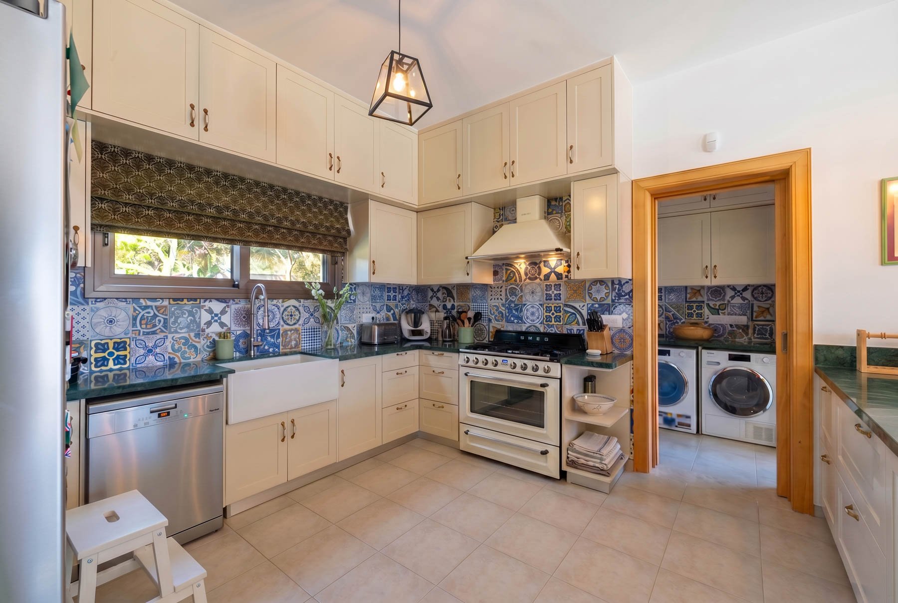  Four Plus One Bedroom Villa with Private Pool in Stroumbi, Pafos - 物件實景