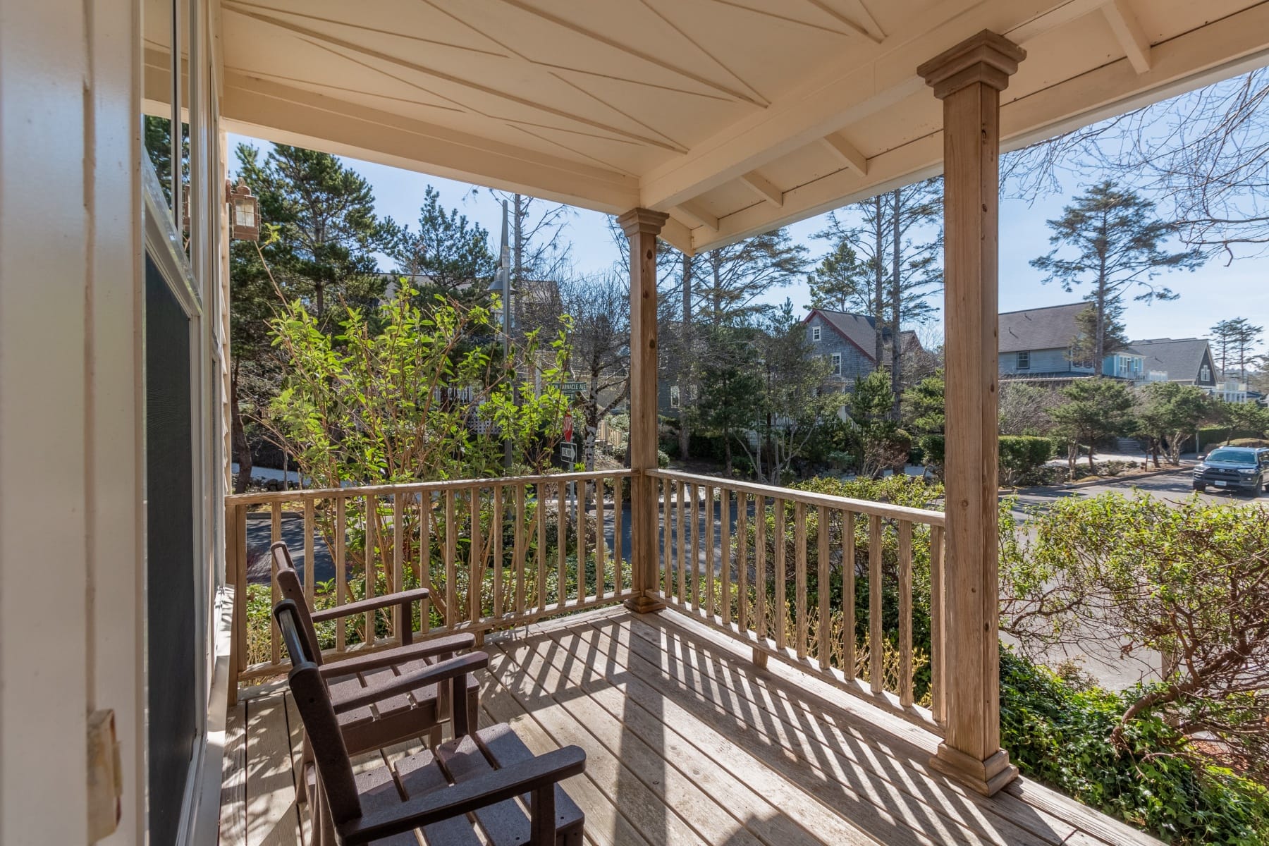  617 SW 27TH WAY Lincoln City, OR 97367 - 物件實景