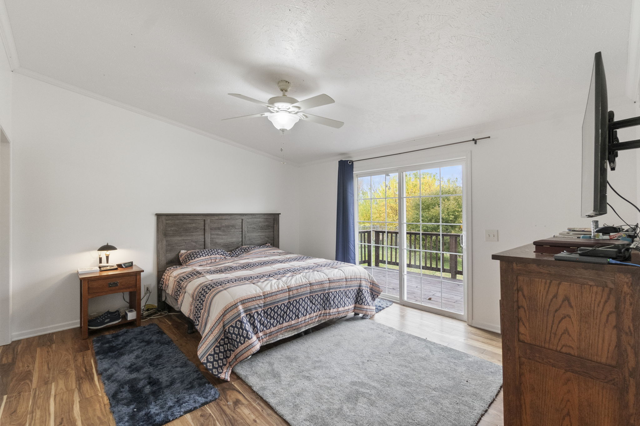 Clear Lake, Iowa, 50428, United States, 5 Bedrooms Bedrooms, ,3 BathroomsBathrooms,Residential,For Sale,1982765