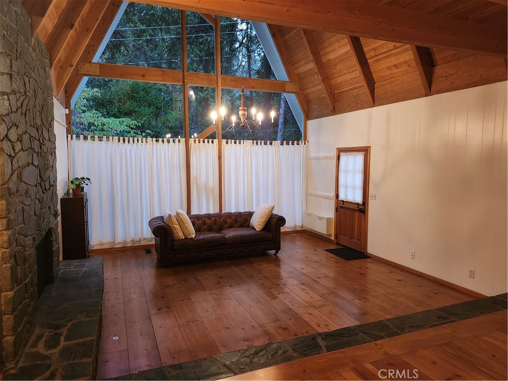 27907 Rainbow Drive, Lake Arrowhead, California, 92352, United States, 2 Bedrooms Bedrooms, ,2 BathroomsBathrooms,Residential,For Sale,27907 Rainbow Drive,1642244