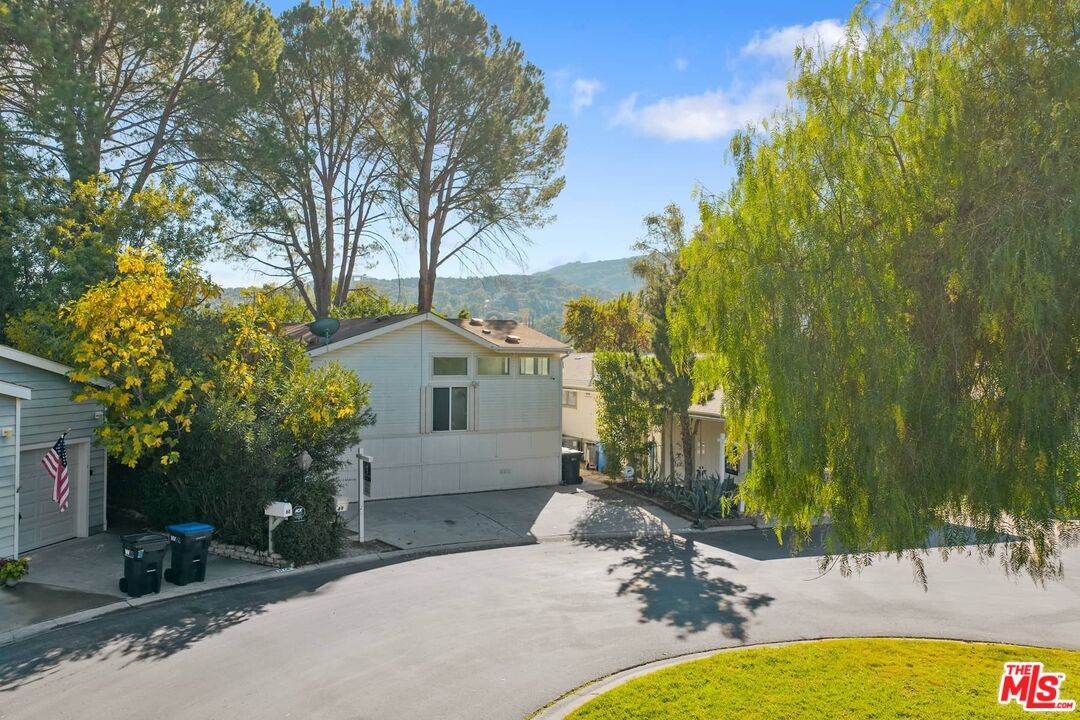 Calabasas, California, 91302, United States, 3 Bedrooms Bedrooms, ,2 BathroomsBathrooms,Residential,For Sale,2002954