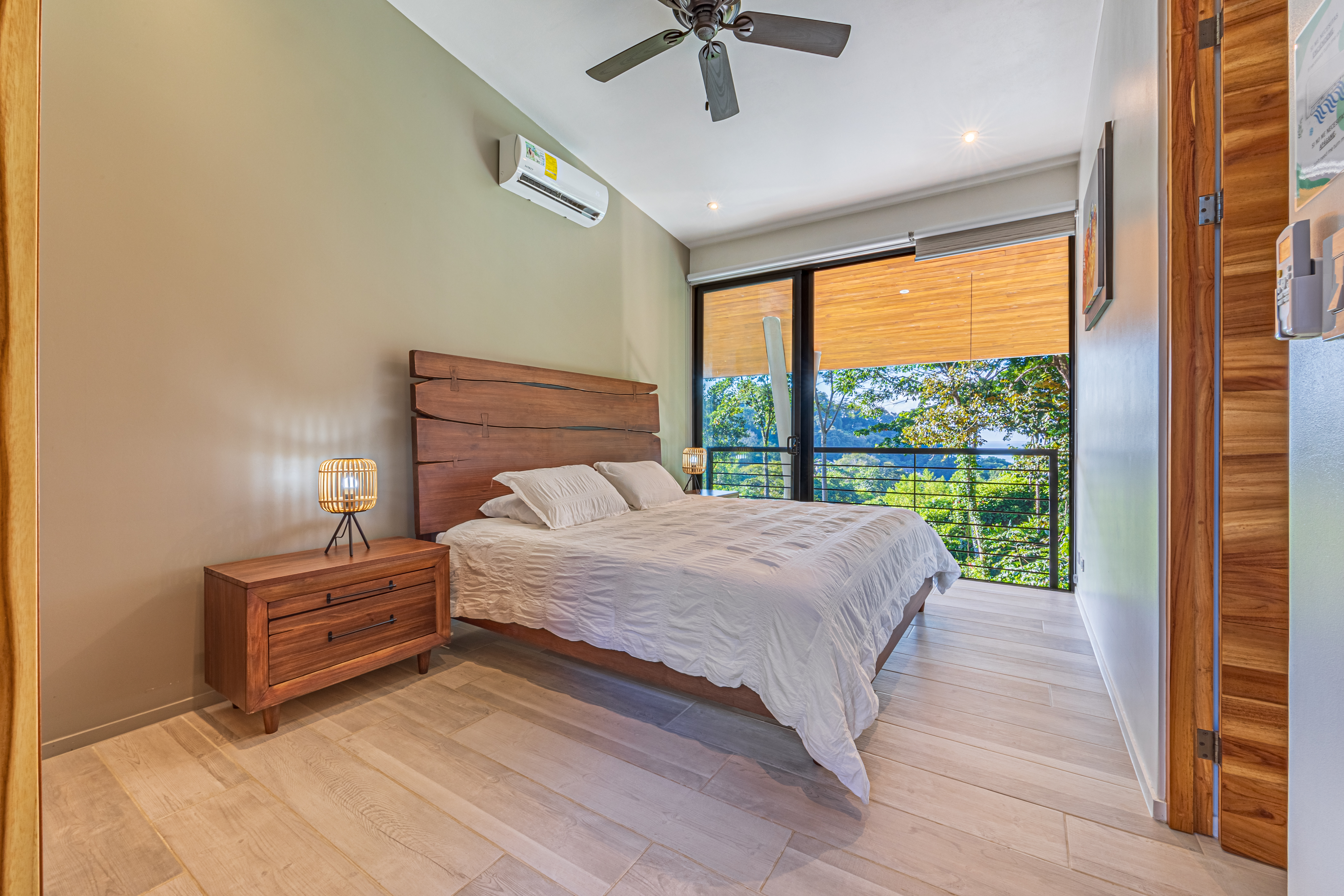 Dominical, Puntarenas, CR, 4 Bedrooms Bedrooms, ,4 BathroomsBathrooms,Residential,For Sale,1926192