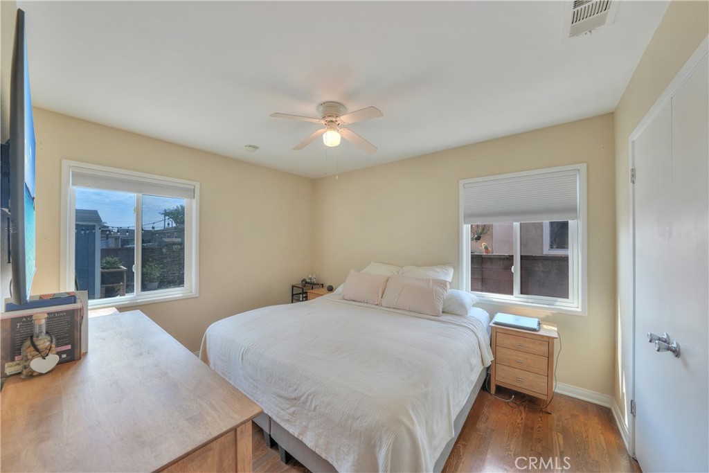 Lakewood, California, 90712, United States, 2 Bedrooms Bedrooms, ,1 BathroomBathrooms,Residential,For Sale,1933533
