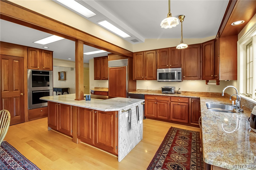 Amherst, New York, 14221, United States, 4 Bedrooms Bedrooms, ,3 BathroomsBathrooms,Residential,For Sale,2048049