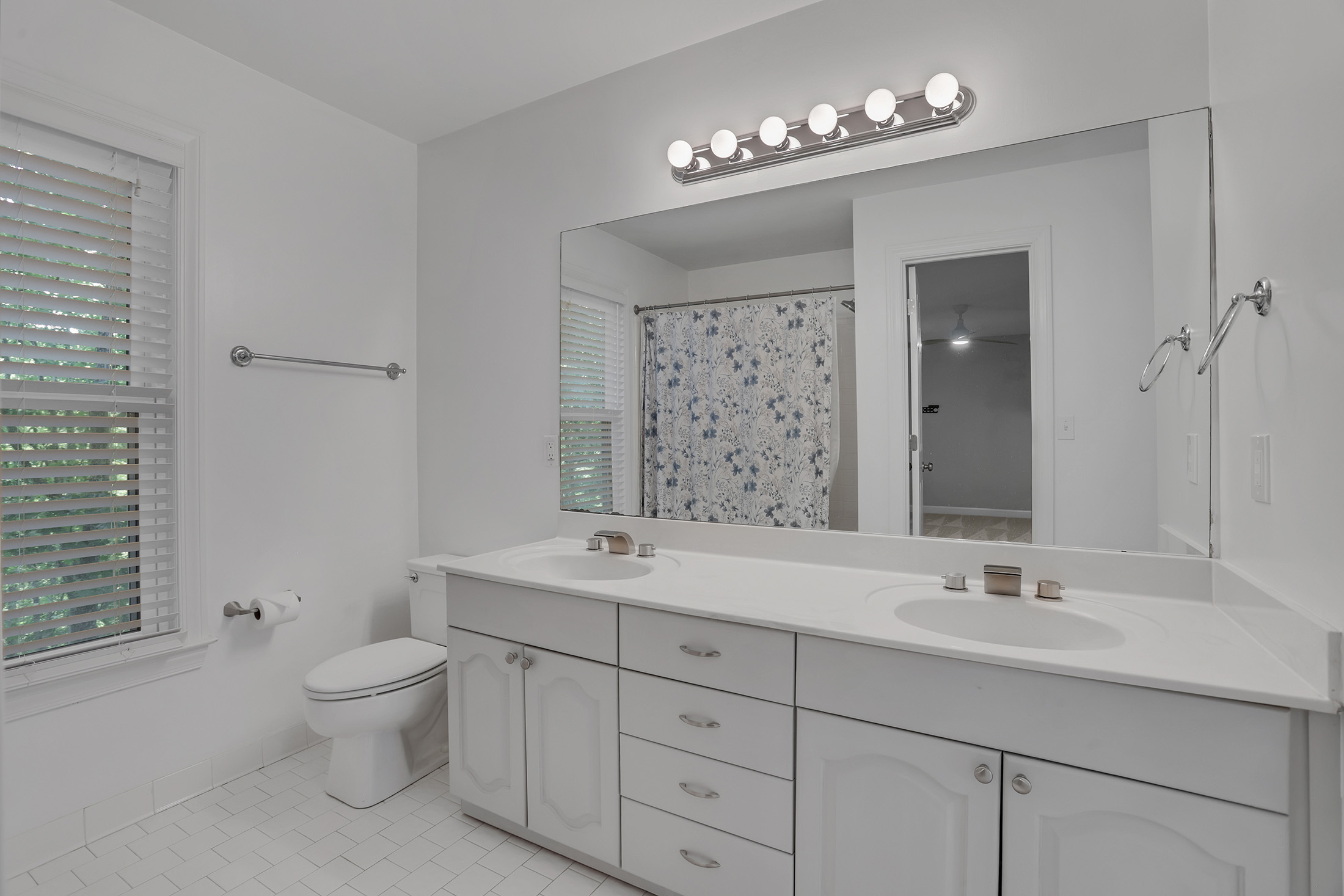  Timeless Elegance Meets Modern Sophistication in Roswell - 物件實景