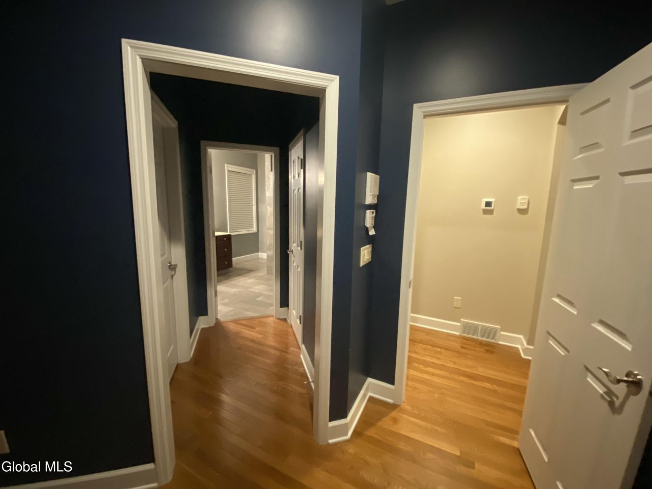 Altamont, New York, 12009, United States, 3 Bedrooms Bedrooms, ,3 BathroomsBathrooms,Residential,For Sale,1988112