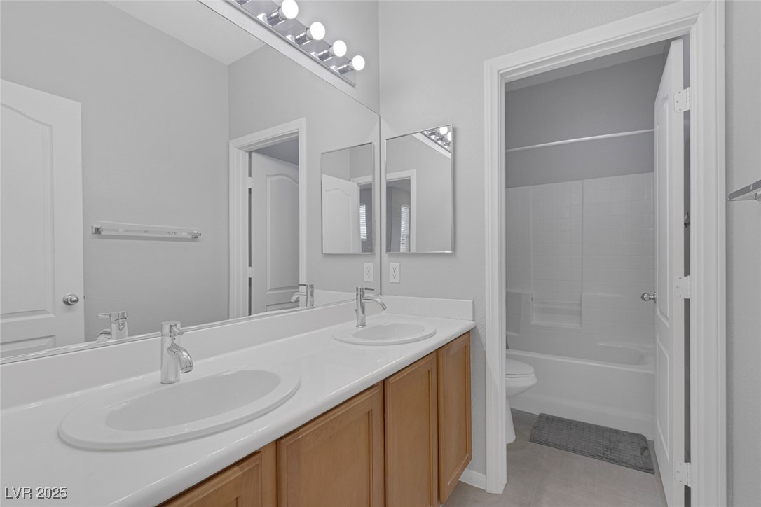 Las Vegas, Nevada, 89141, United States, 4 Bedrooms Bedrooms, ,3 BathroomsBathrooms,Residential,For Sale,1817862