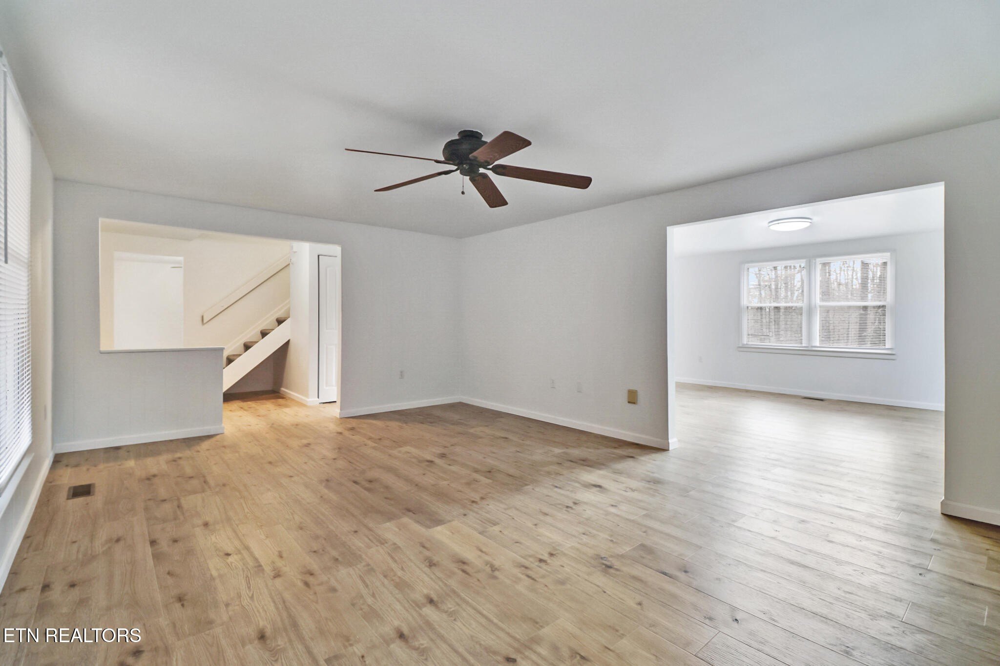 Crossville, Tennessee, 38555, United States, 4 Bedrooms Bedrooms, ,3 BathroomsBathrooms,Residential,For Sale,2005709