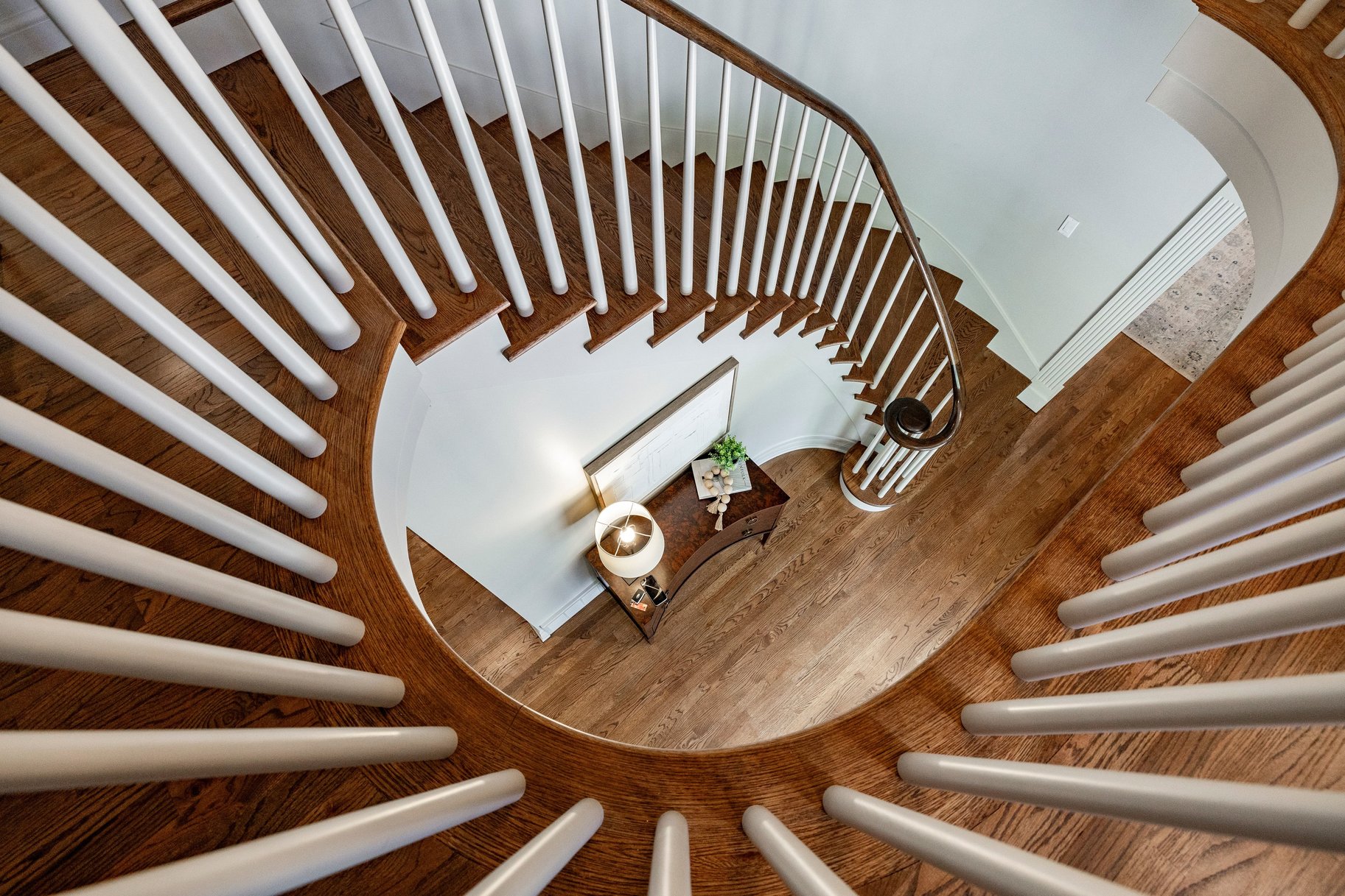  BEAUTIFULLY UPDATED FEDERAL HEIGHTS TWO STORY HOME - 物件實景