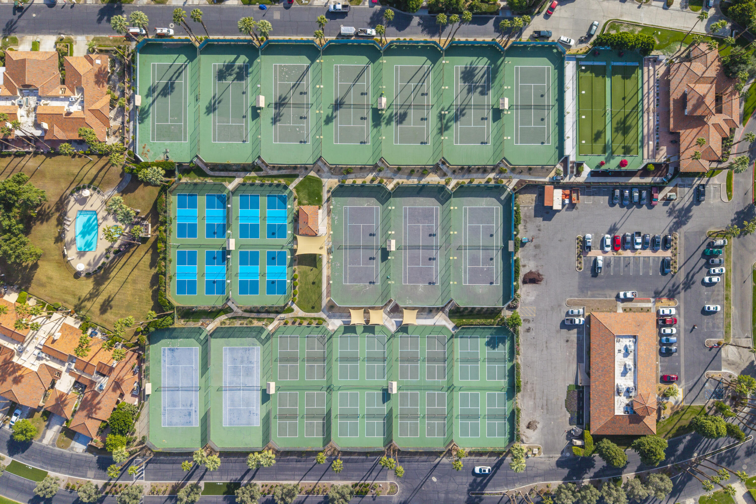 Palm Desert, California, 92260, United States, 2 Bedrooms Bedrooms, ,2 BathroomsBathrooms,Residential,For Sale,1987933