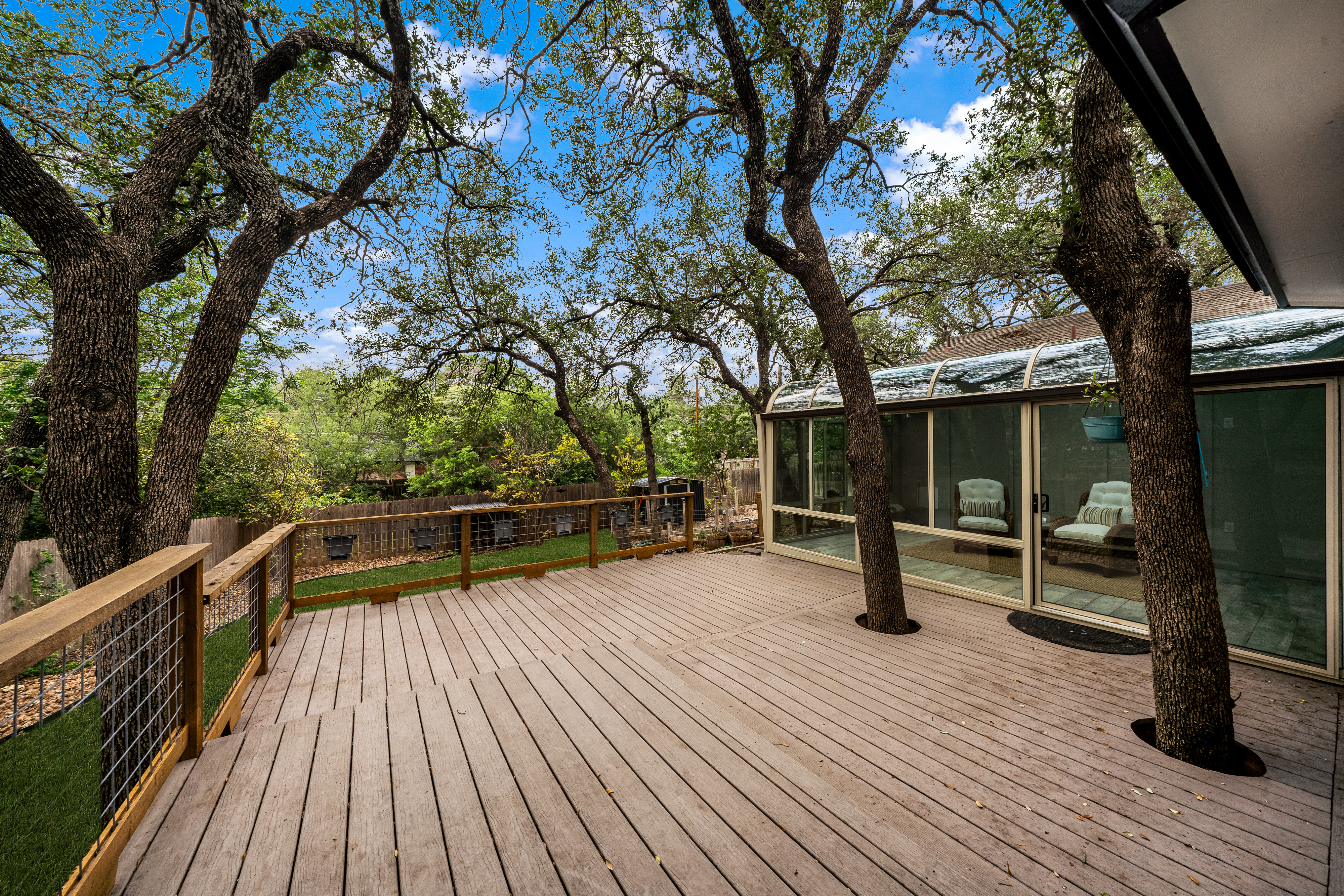  Updated Ranch with Greenbelt Privacy - 物件實景