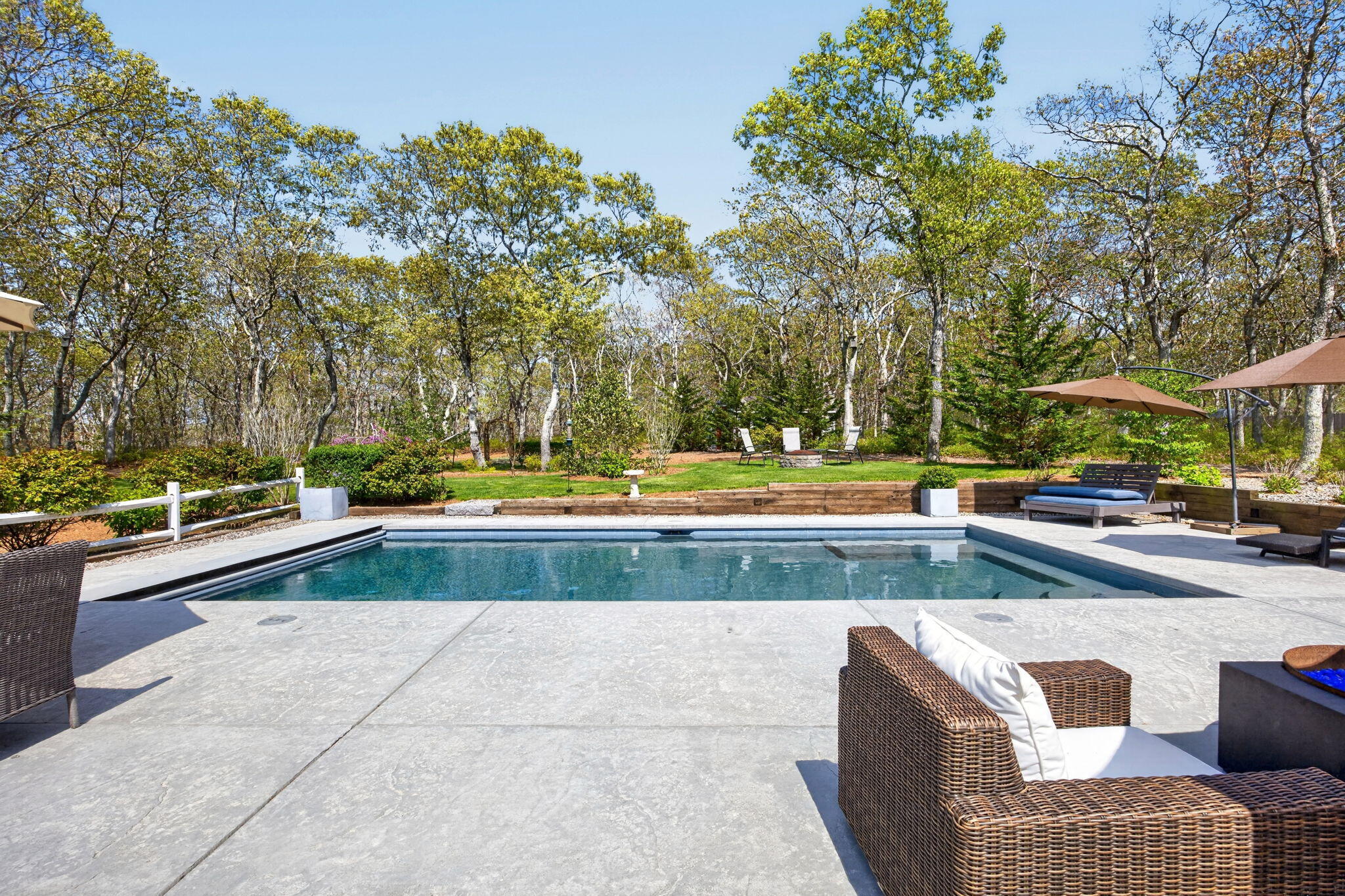  Seashore Serenity on 4.72 Acres with Pool, Guest Cottage & Sunset Views - 物件實景