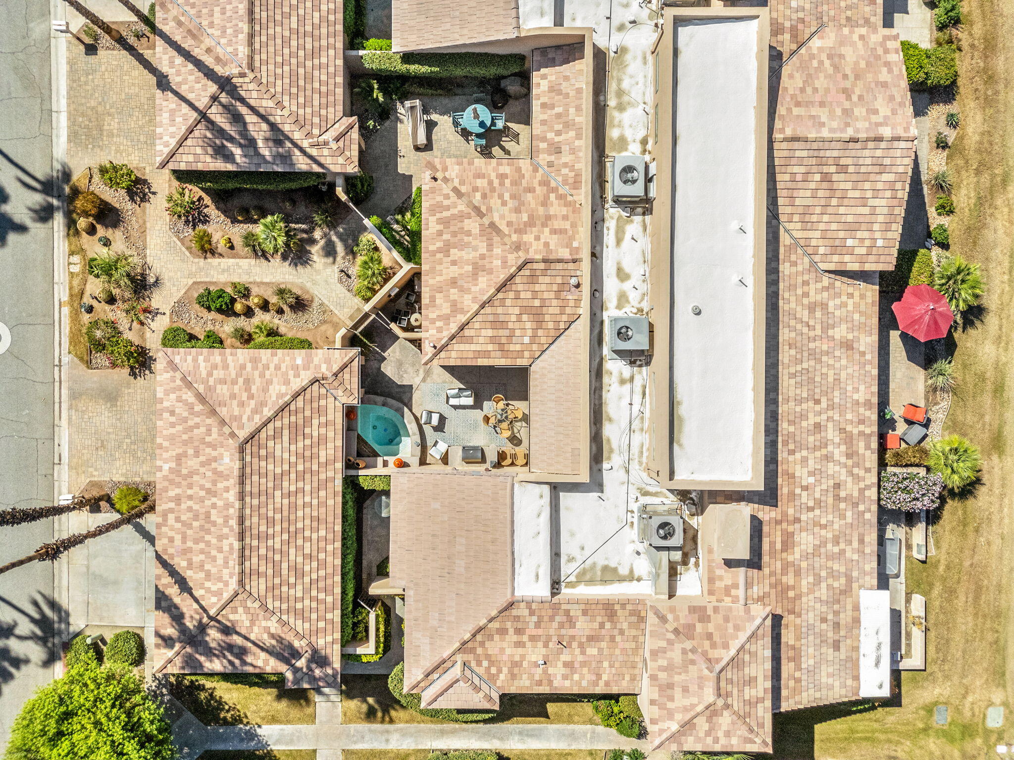 Palm Desert, California, 92211, United States, 2 Bedrooms Bedrooms, ,2 BathroomsBathrooms,Residential,For Sale,1985360