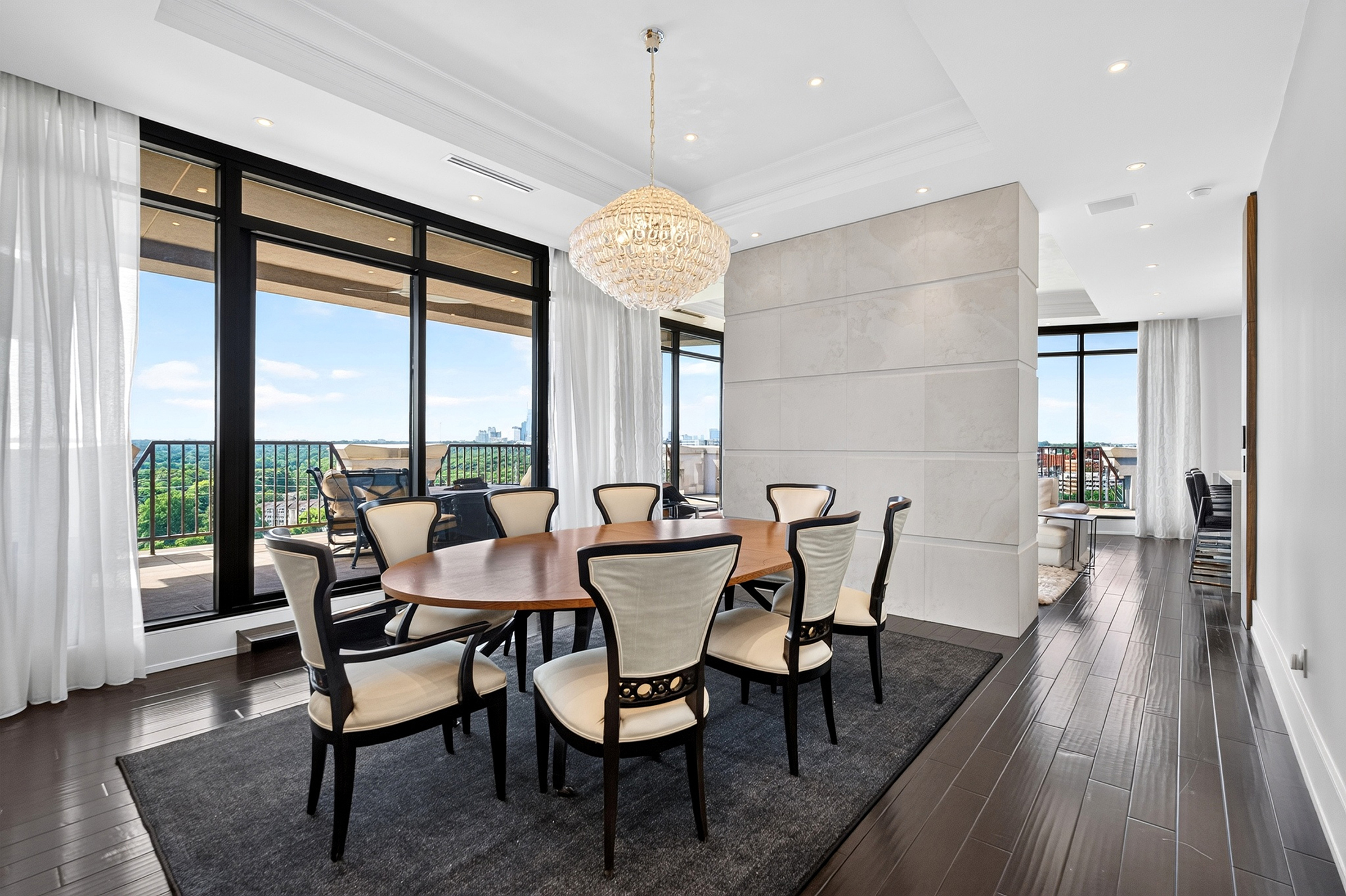  Extraordinary Penthouse with Skyline Views, Perfectly Situated on Peachtree - 物件實景