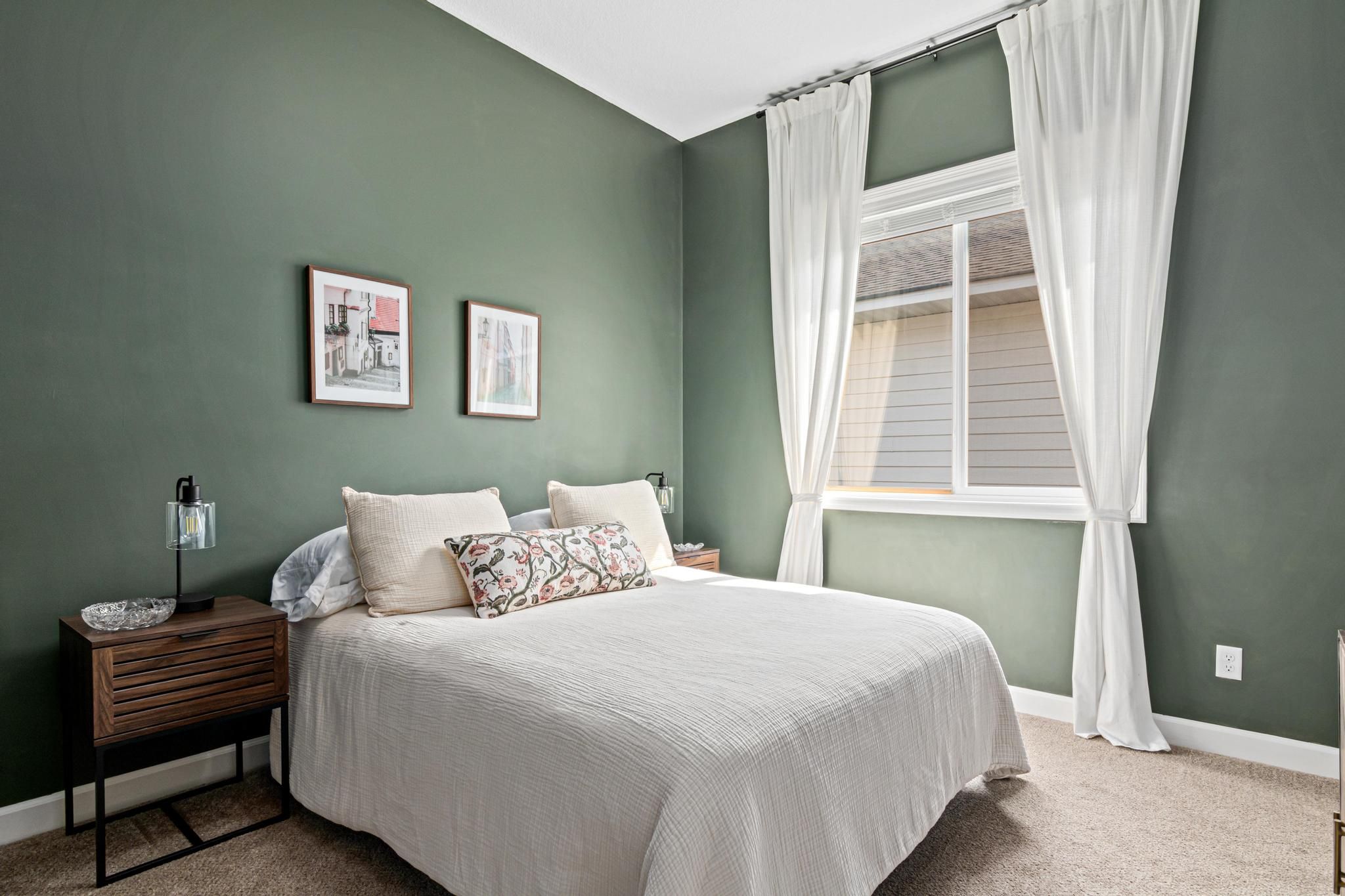  Effortless One-Level Living in Beautiful Lakeville - 物件實景