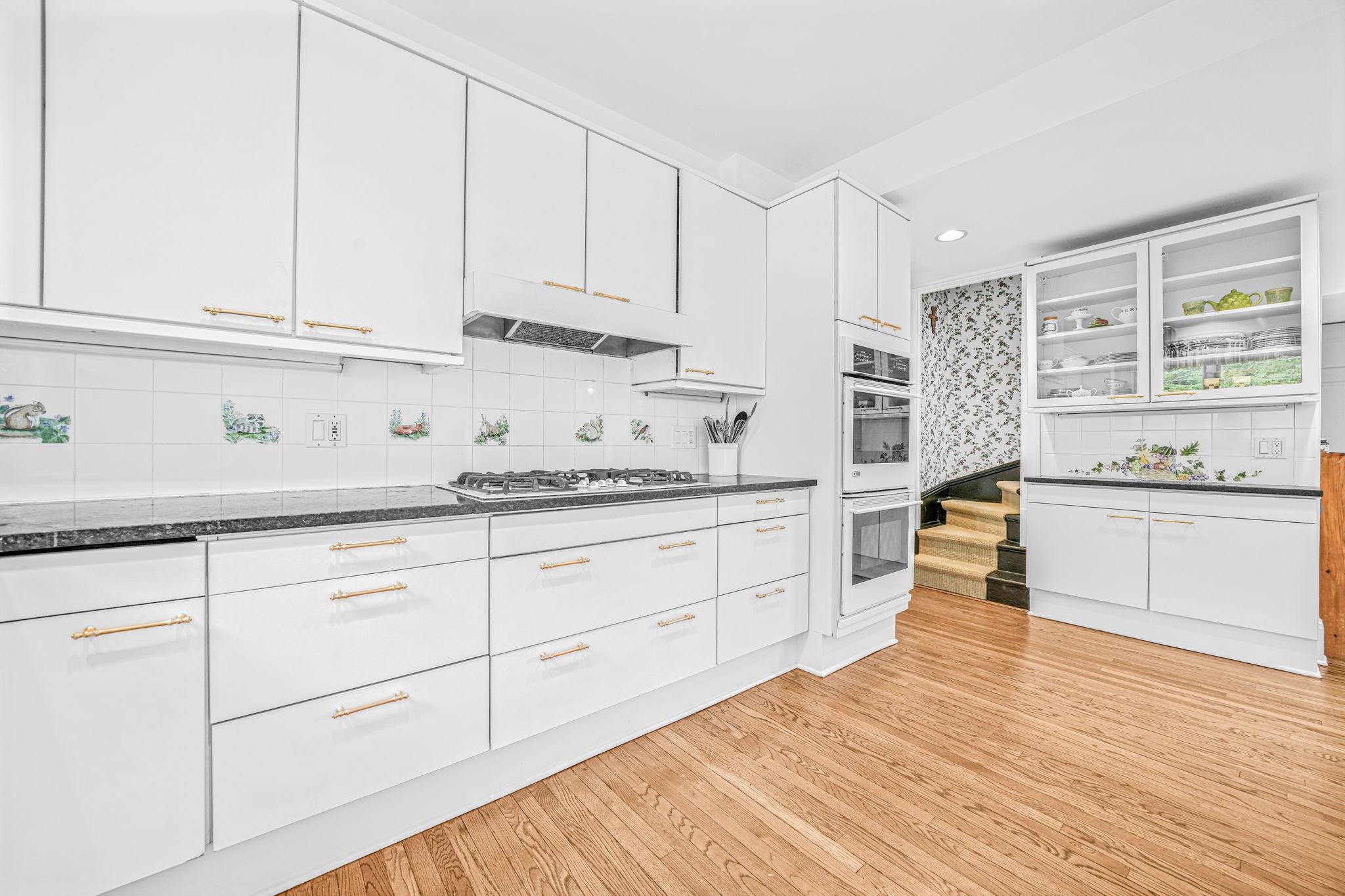 Mountain Lakes, New Jersey, 07046, United States, 6 Bedrooms Bedrooms, ,4 BathroomsBathrooms,Residential,For Sale,1980848