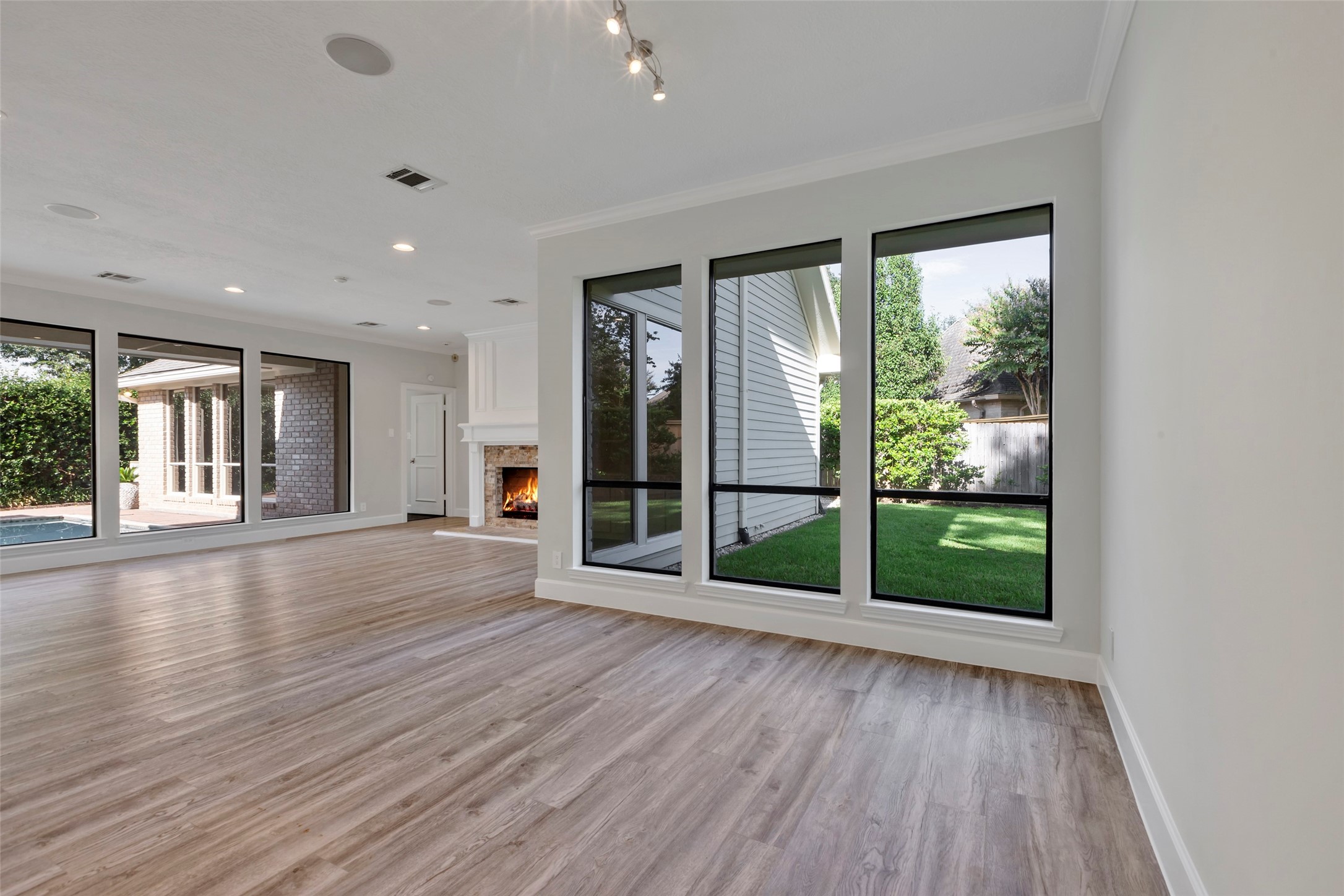 Houston, Texas, 77077, United States, 4 Bedrooms Bedrooms, ,4 BathroomsBathrooms,Residential,For Sale,1990335