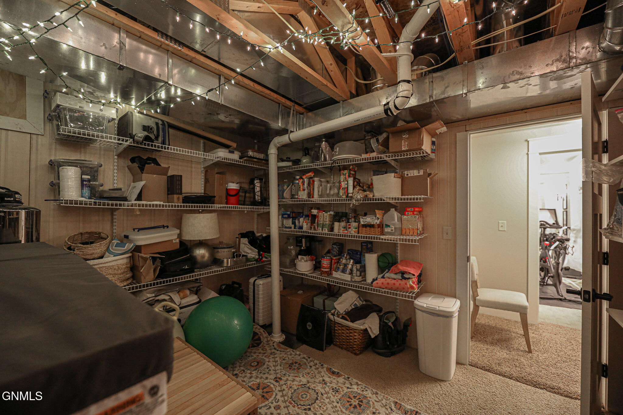 Bismarck, North Dakota, 58503, United States, 6 Bedrooms Bedrooms, ,5 BathroomsBathrooms,Residential,For Sale,1980273