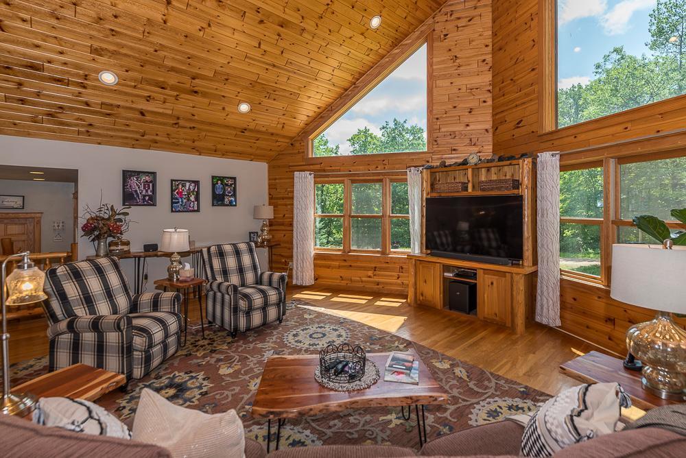 Cuyuna, Minnesota, 56444, United States, 5 Bedrooms Bedrooms, ,2 BathroomsBathrooms,Residential,For Sale,1882356