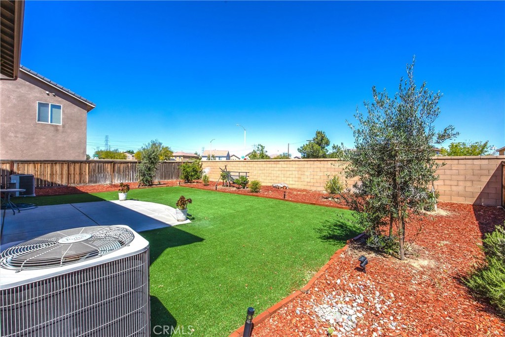 Hesperia, California, 92344, United States, 4 Bedrooms Bedrooms, ,3 BathroomsBathrooms,Residential,For Sale,2036953