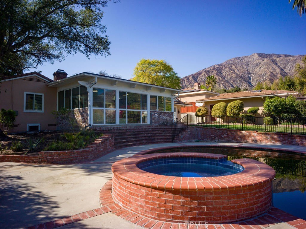 Arcadia, California, 91006, United States, 3 Bedrooms Bedrooms, ,3 BathroomsBathrooms,Residential,For Sale,1976193