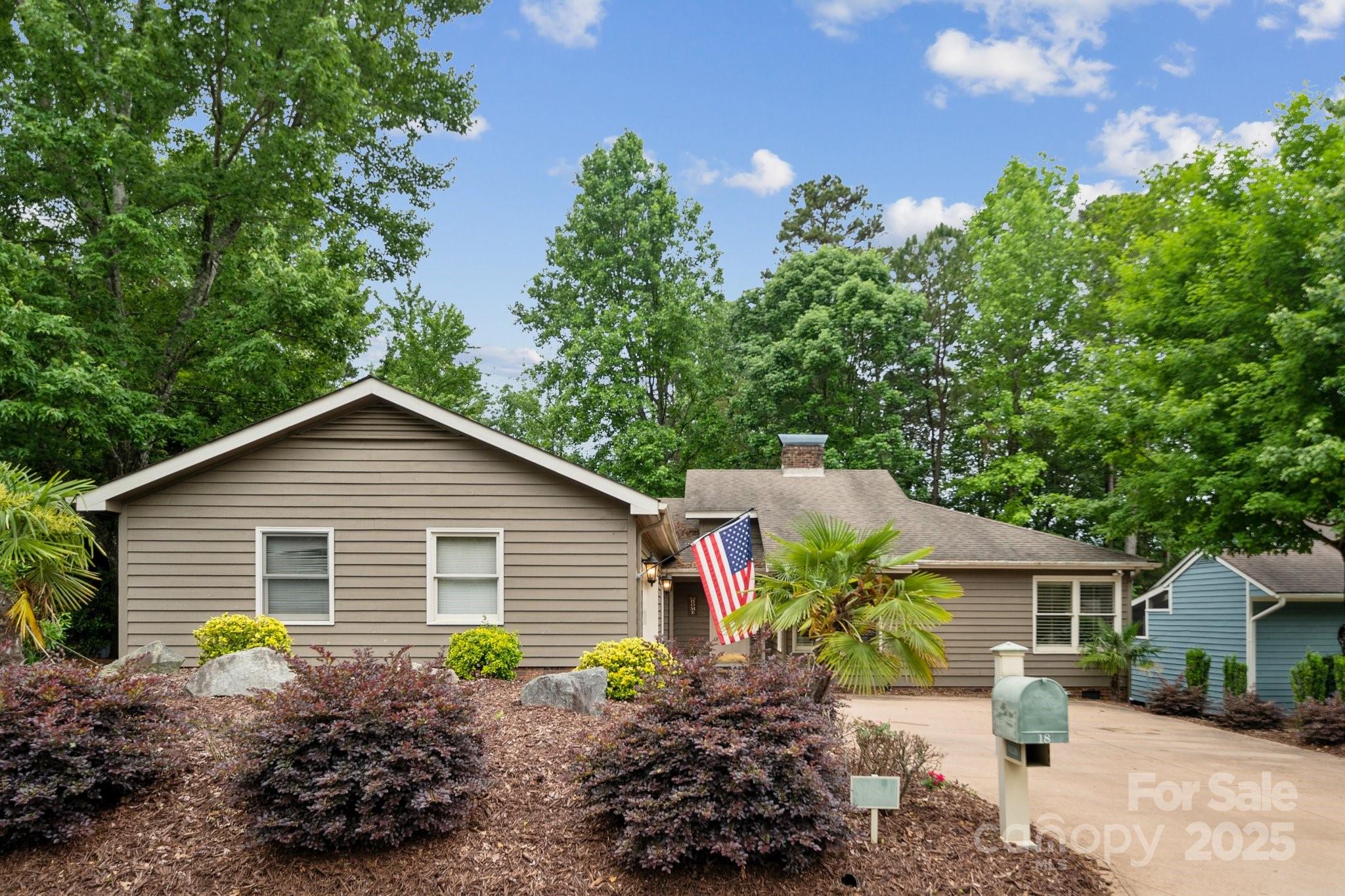 Clover, South Carolina, 29710, United States, 3 Bedrooms Bedrooms, ,2 BathroomsBathrooms,Residential,For Sale,1795322
