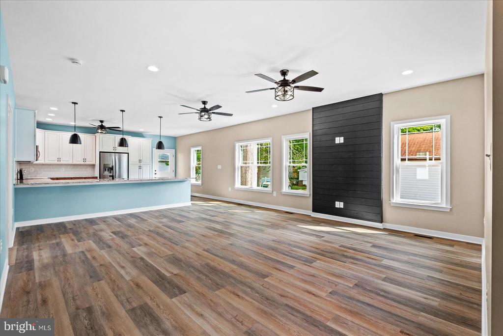 Colonial Beach, Virginia, 22443, United States, 3 Bedrooms Bedrooms, ,2 BathroomsBathrooms,Residential,For Sale,1712366