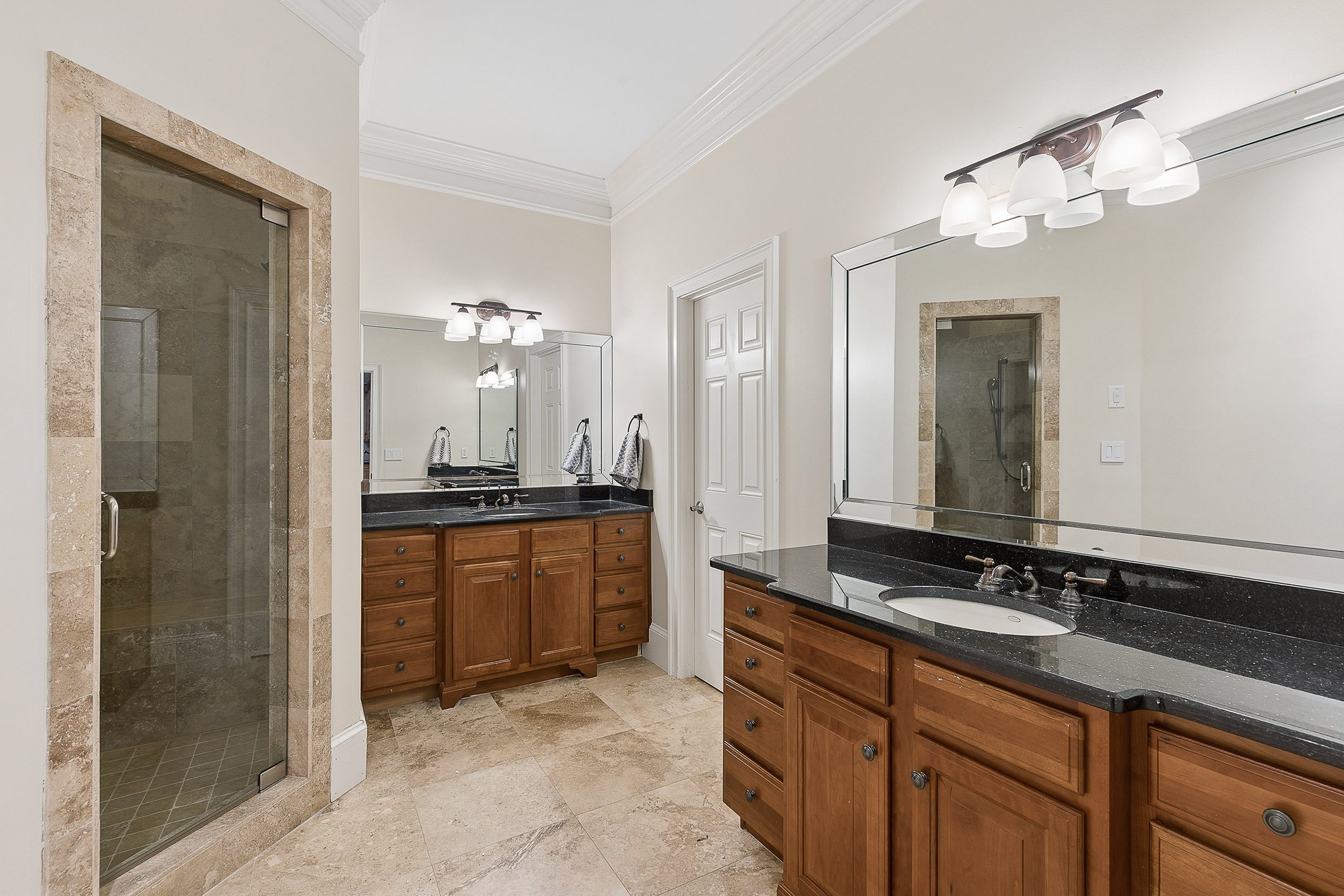  Exquisite Gated Brick and Stone Estate in Sought-after Chastain Park Area - 物件實景