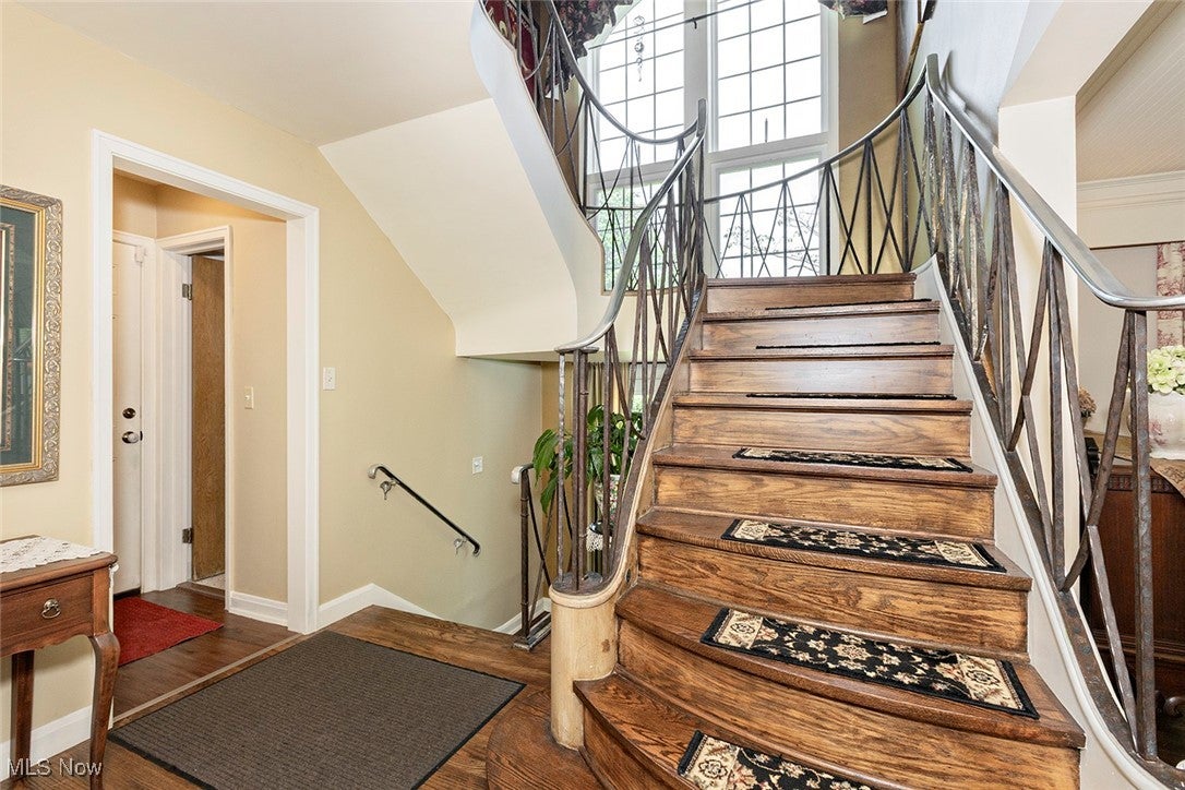 Brecksville, Ohio, 44141, United States, 5 Bedrooms Bedrooms, ,5 BathroomsBathrooms,Residential,For Sale,1979228