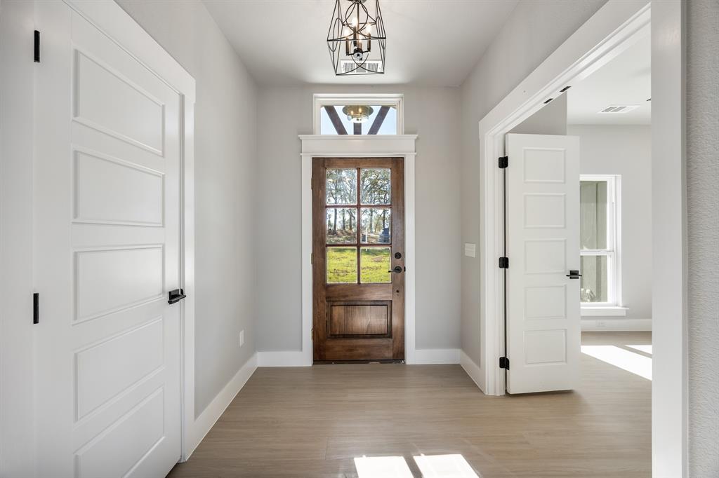 West Tawakoni, Texas, 75474, United States, 4 Bedrooms Bedrooms, ,2 BathroomsBathrooms,Residential,For Sale,2005786