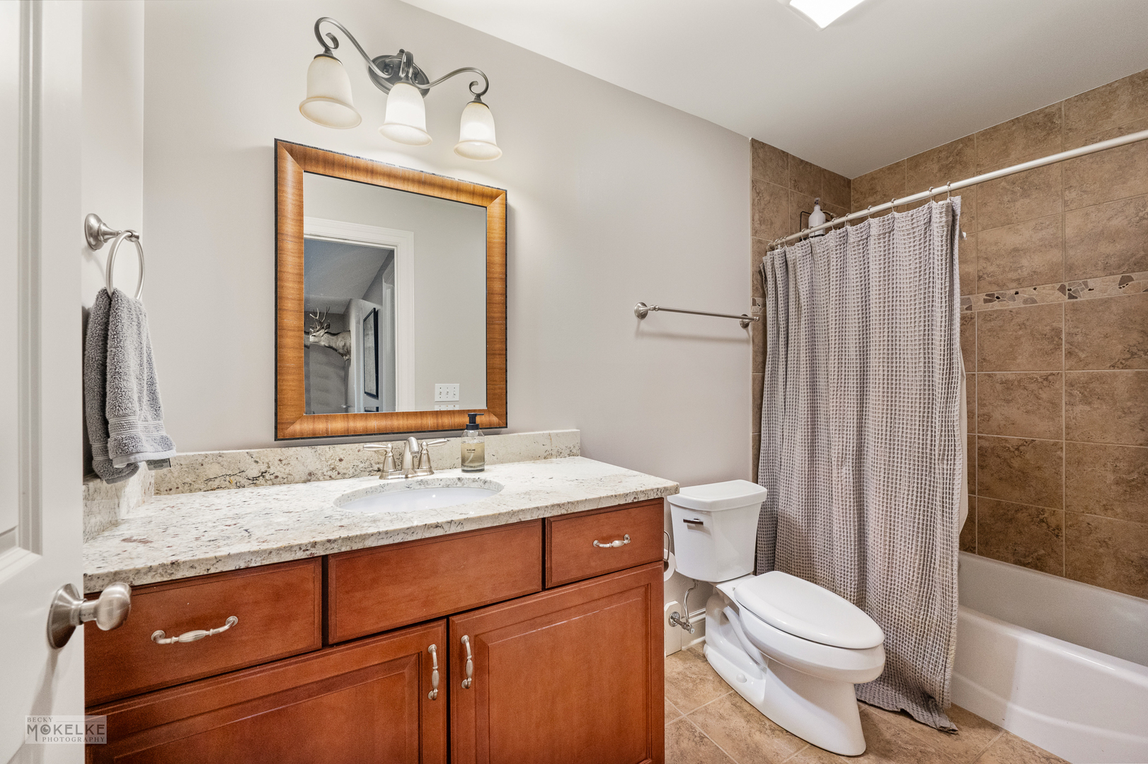 Plainfield, Illinois, 60585, United States, 4 Bedrooms Bedrooms, ,5 BathroomsBathrooms,Residential,For Sale,1911261