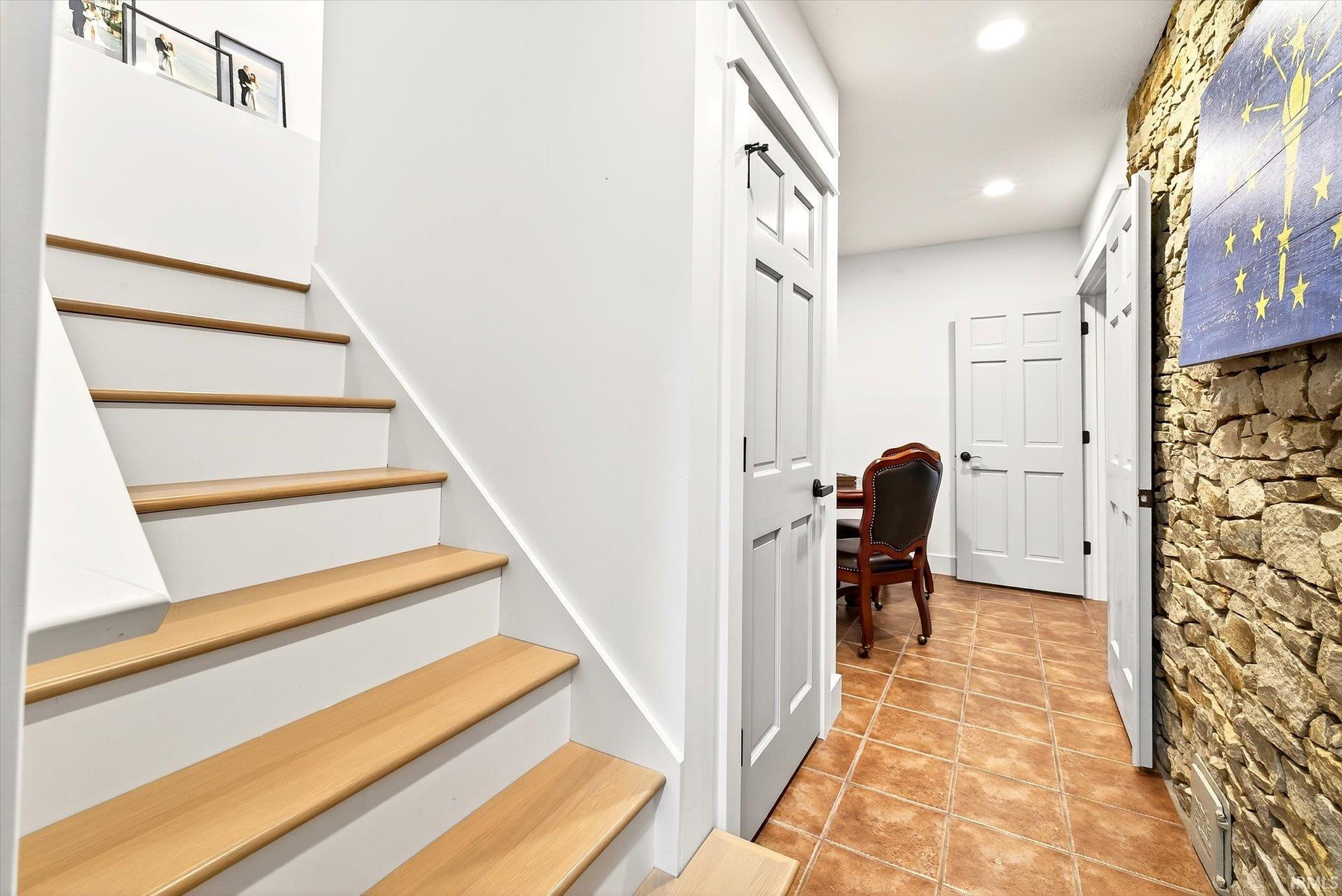 Bloomington, Indiana, 47401, United States, 4 Bedrooms Bedrooms, ,4 BathroomsBathrooms,Residential,For Sale,1988549