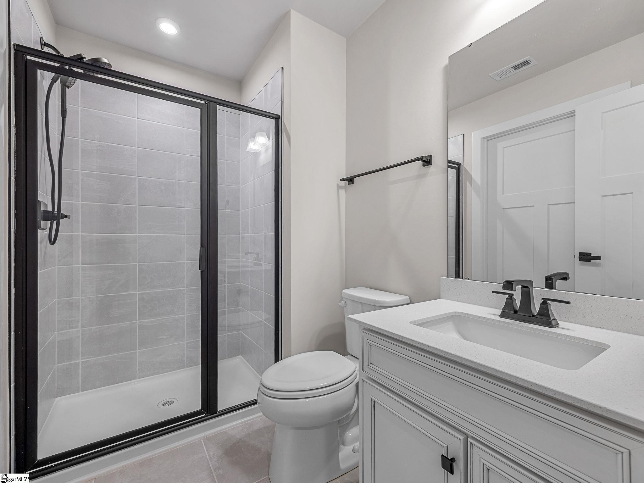 Woodruff, South Carolina, 29388, United States, 5 Bedrooms Bedrooms, ,4 BathroomsBathrooms,Residential,For Sale,1890519